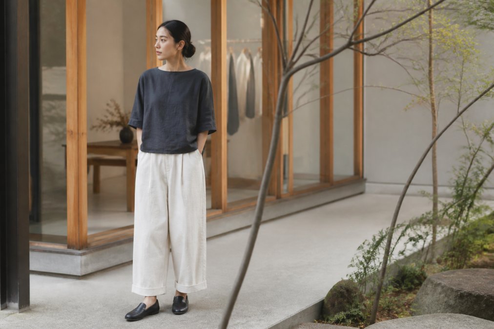 Japanese Minimalist Fashion for Women: A 2026 Guide