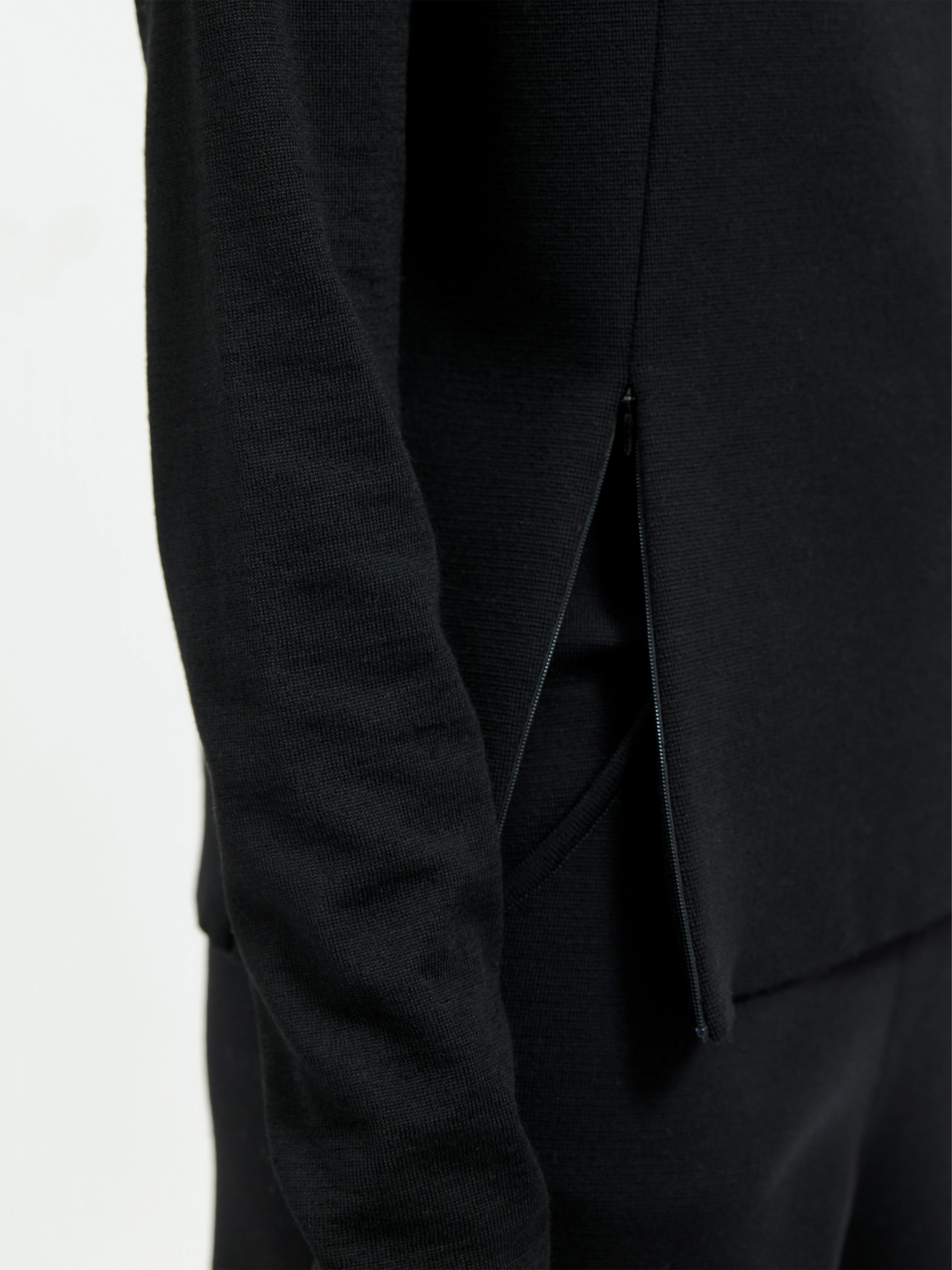 MILA JUMPER BLACK