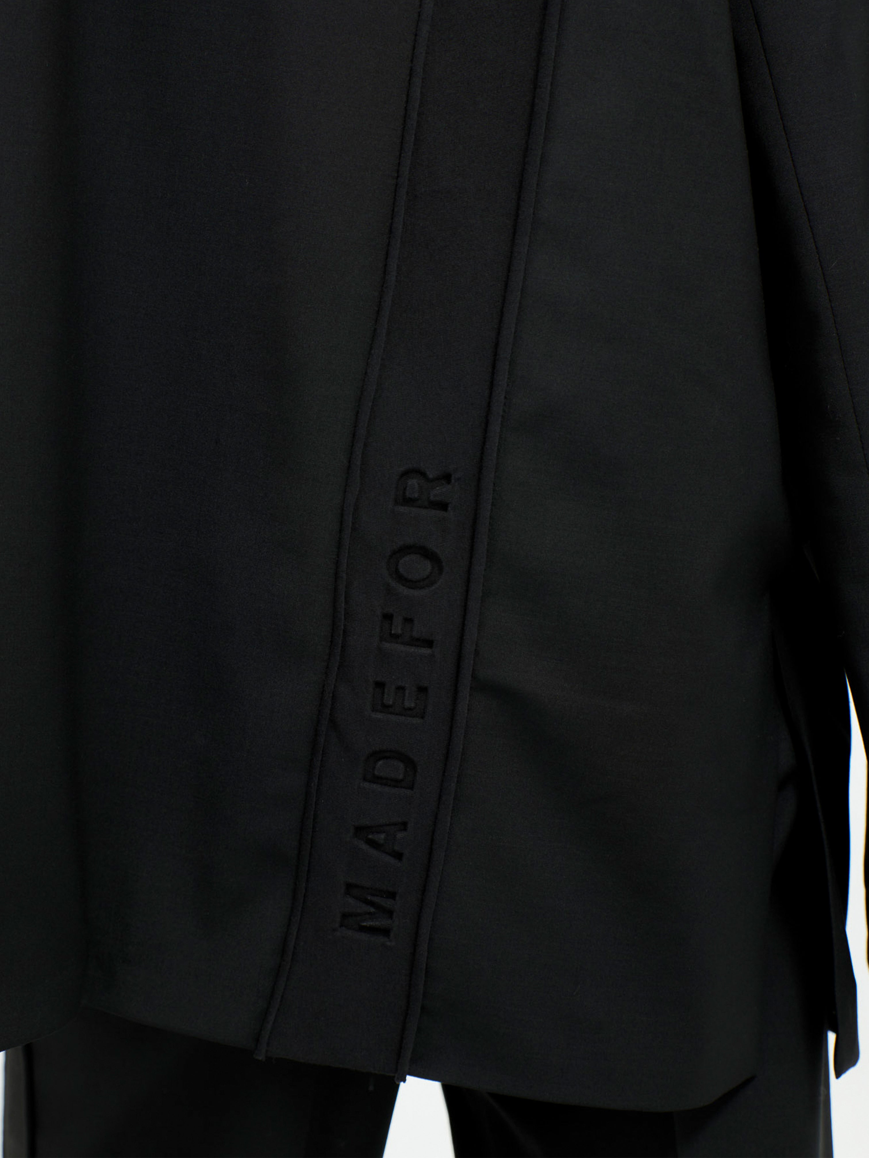 RAIN JACKET BLACK