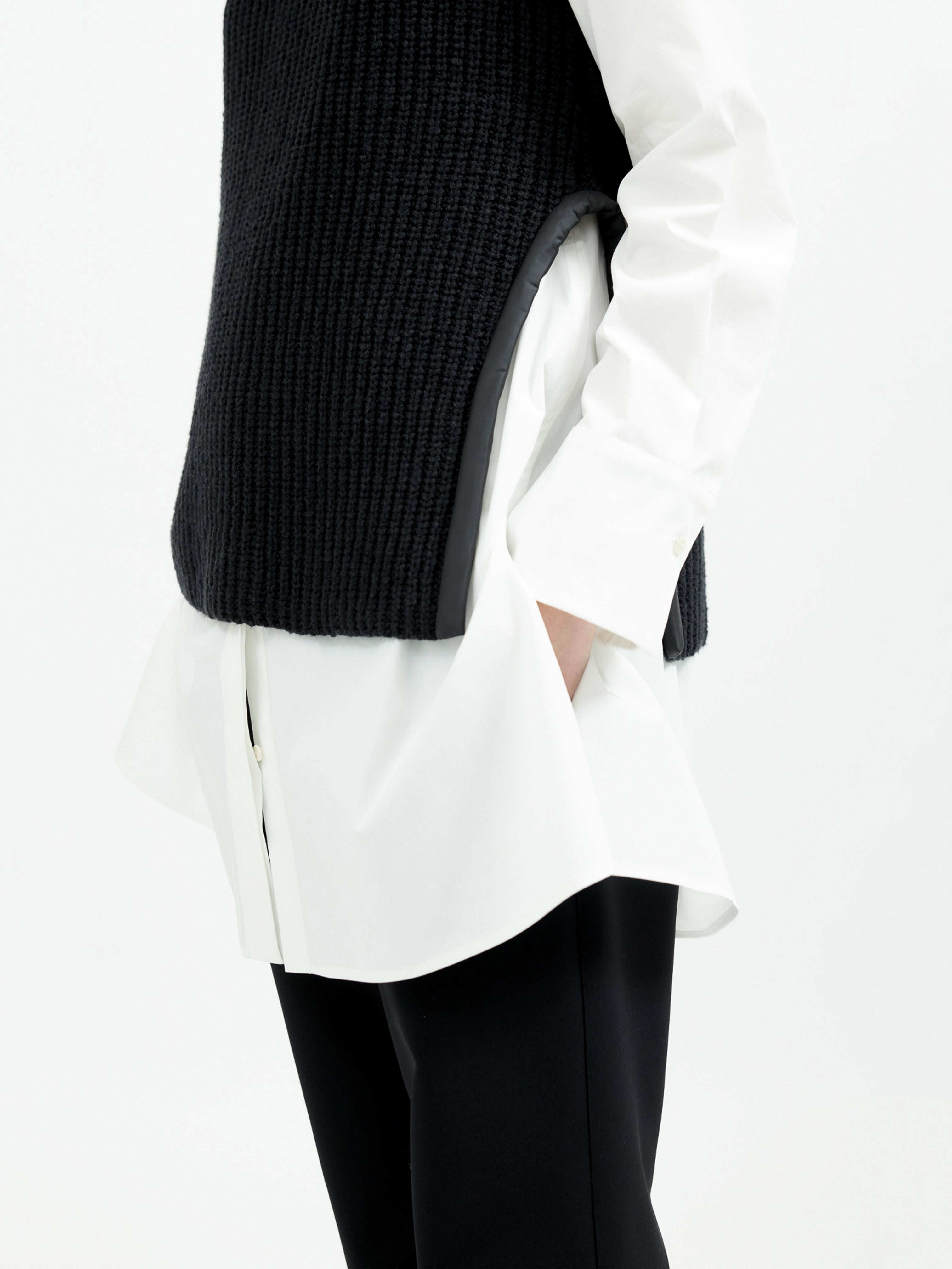 SHI VEST BLACK