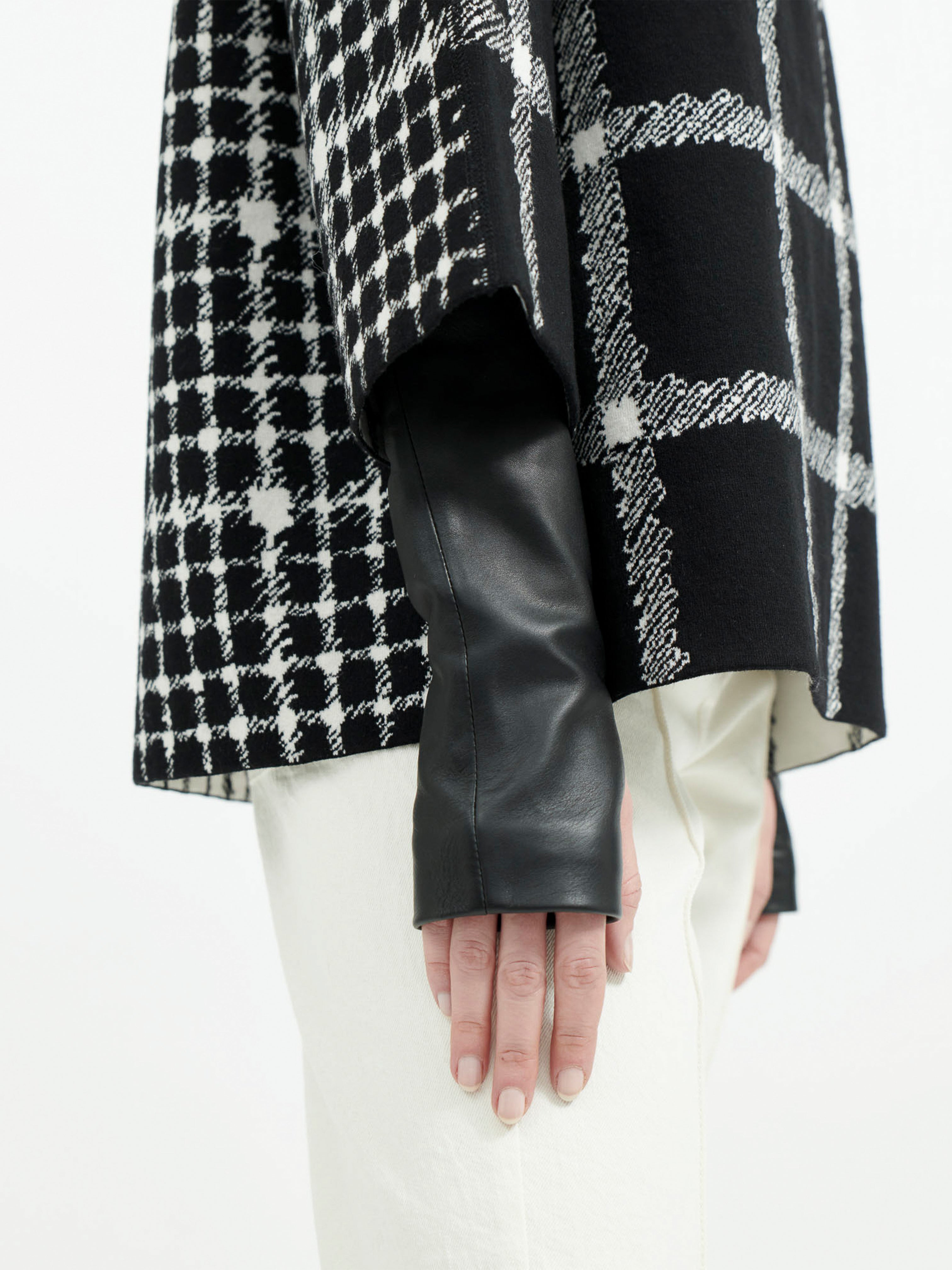 VIC REVERSIBLE KNIT