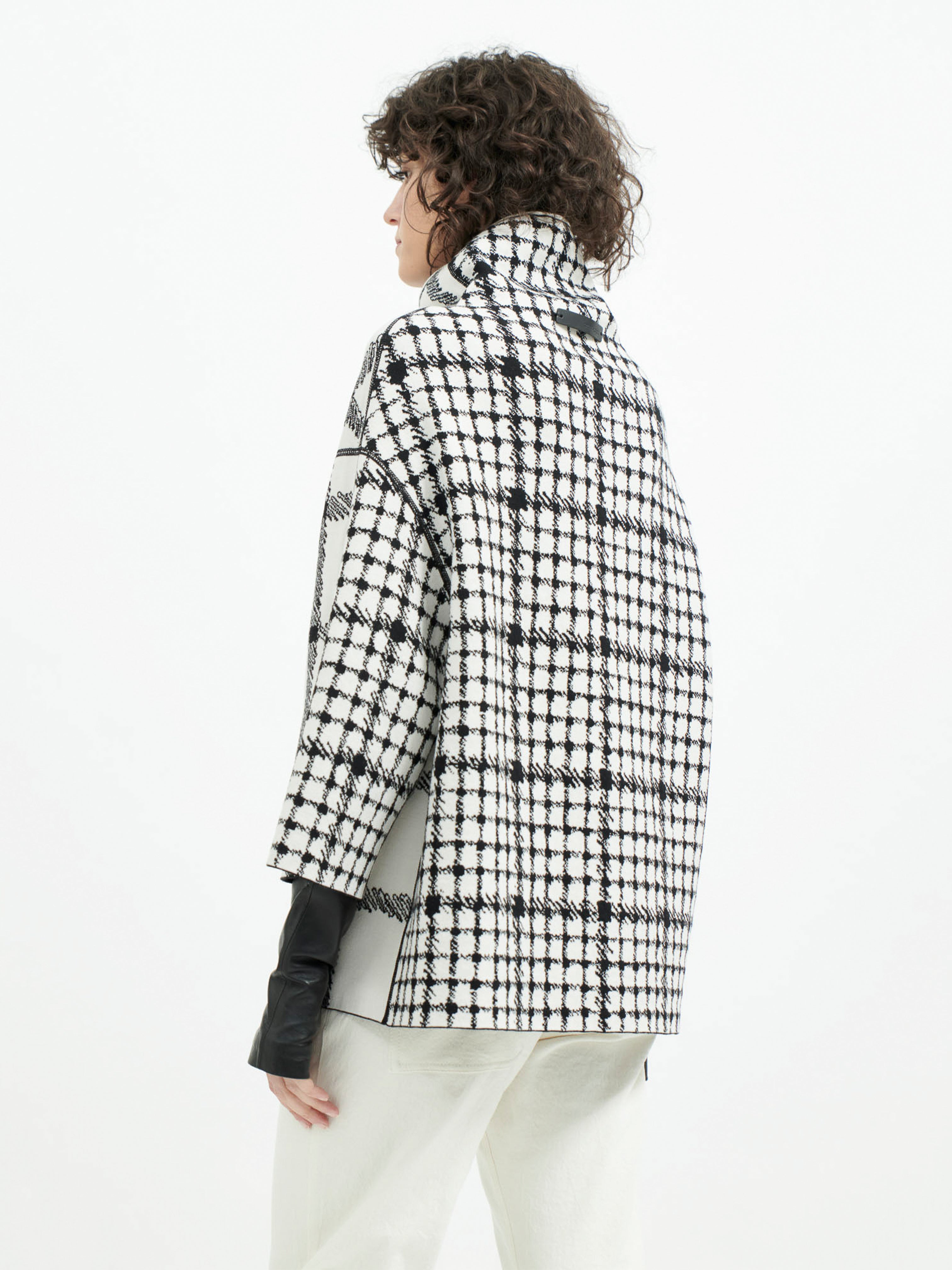 VIC REVERSIBLE KNIT