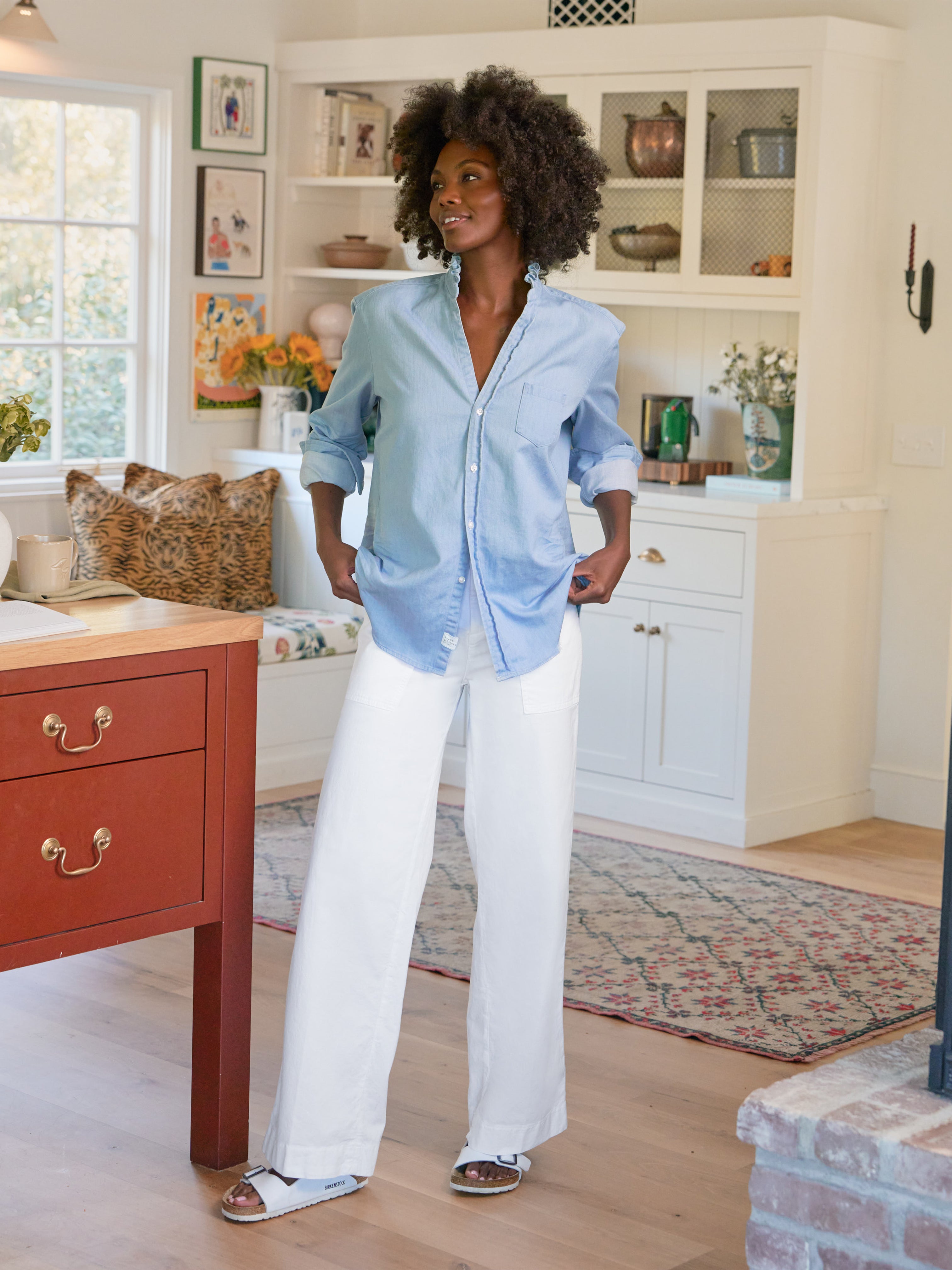 EILEEN RUFFLE COLLAR SHIRT CLASSIC BLUE