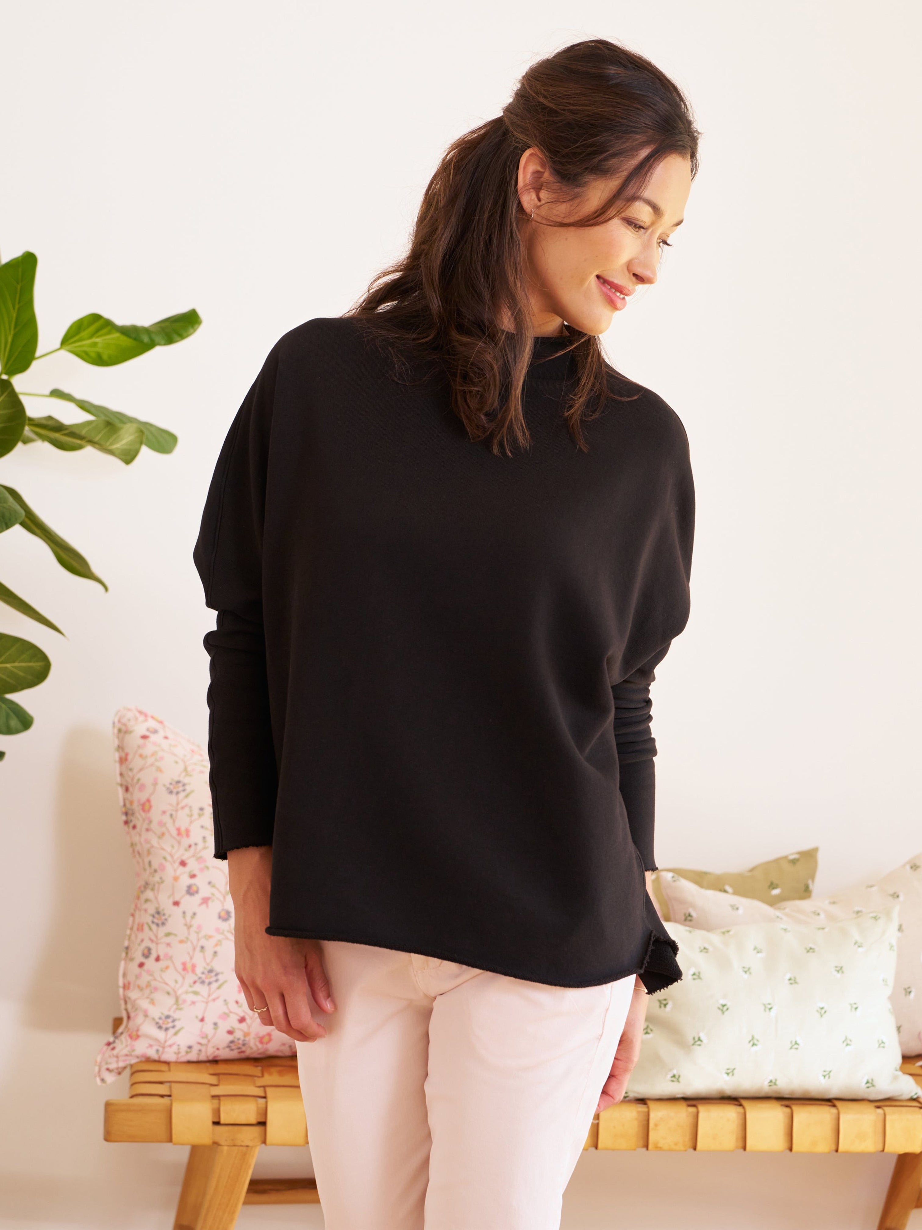 EFFIE FUNNEL NECK TRIPLE FLEECE BLACK