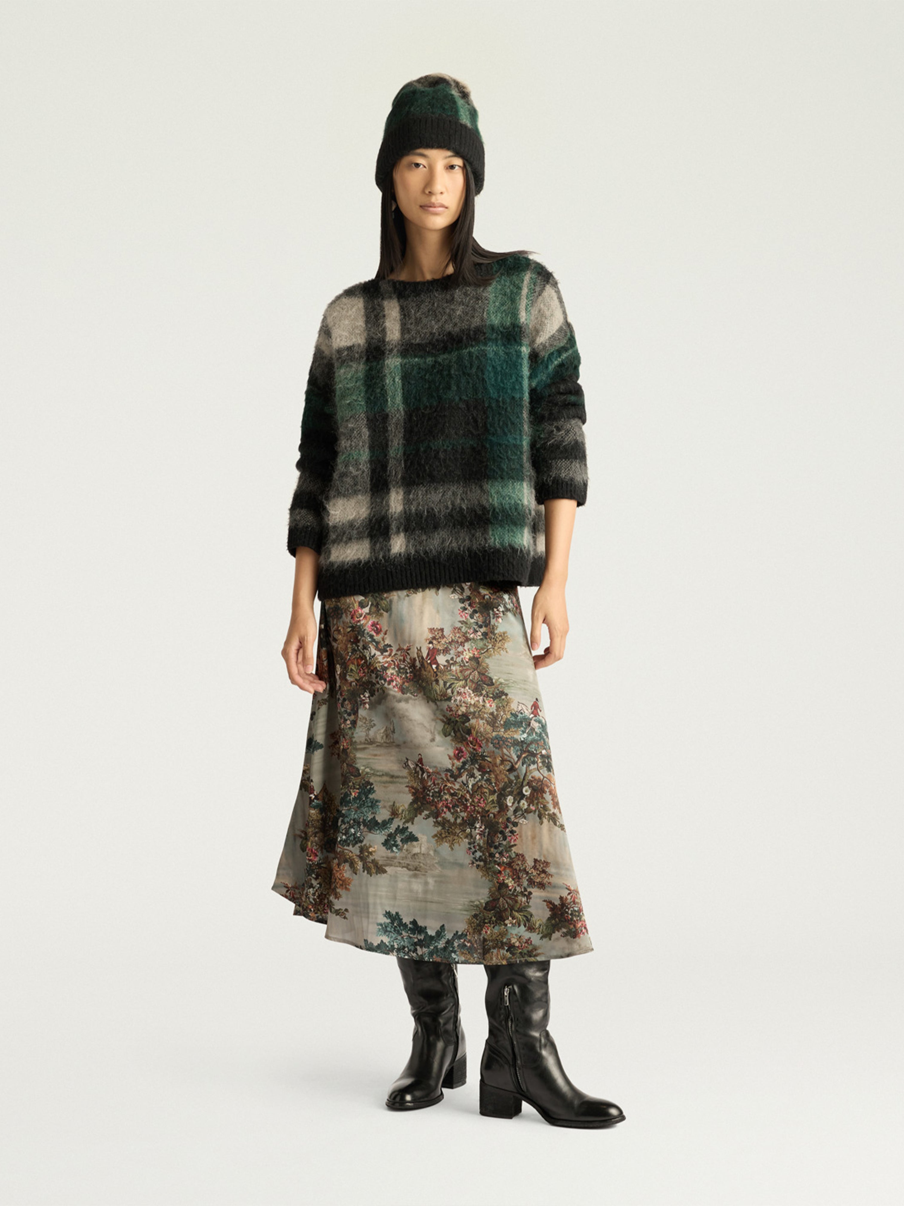 PETUNIA KNIT MULTI COLOUR