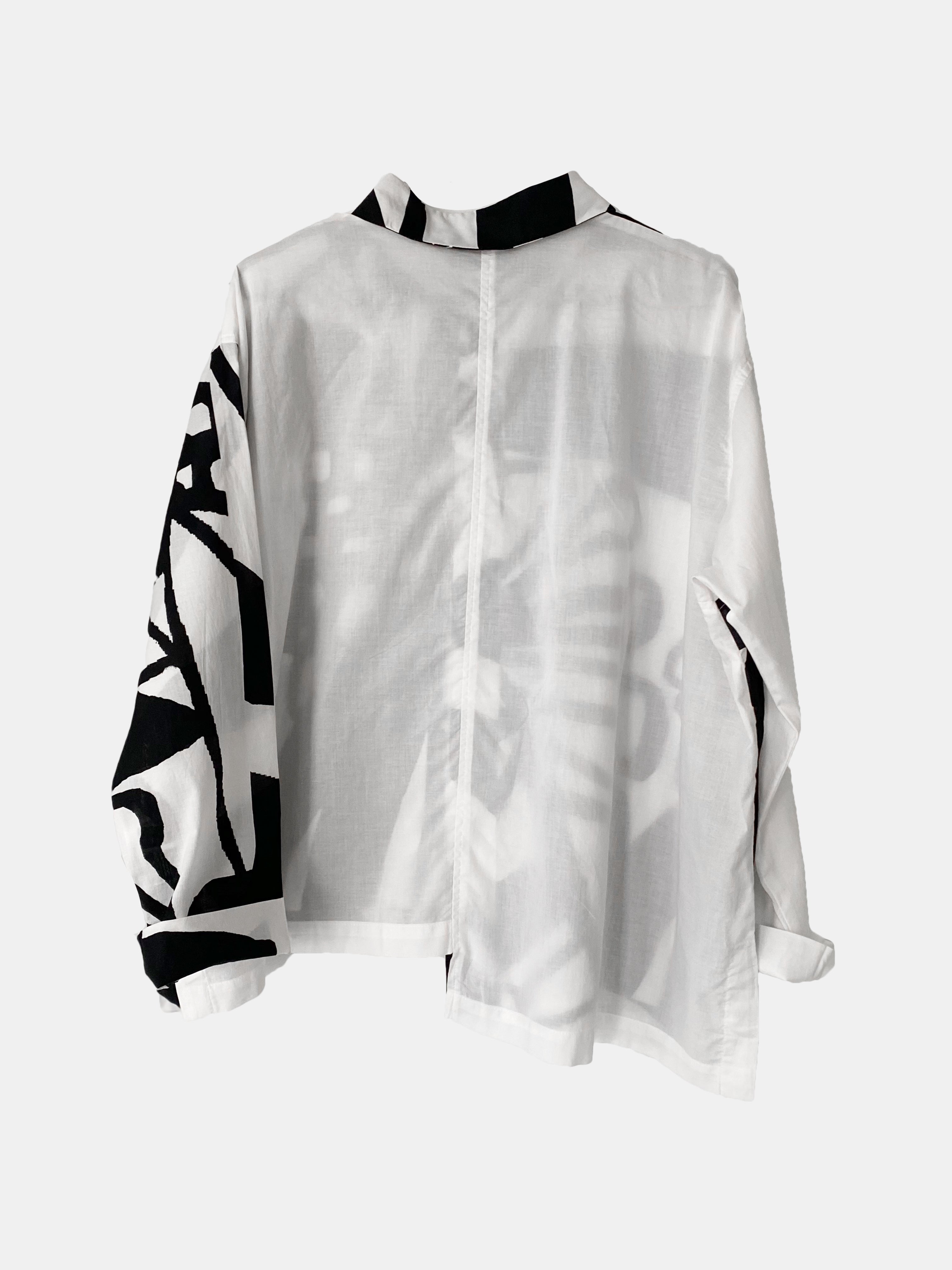GRAPHIC PRINT SHIRT MONOTONE