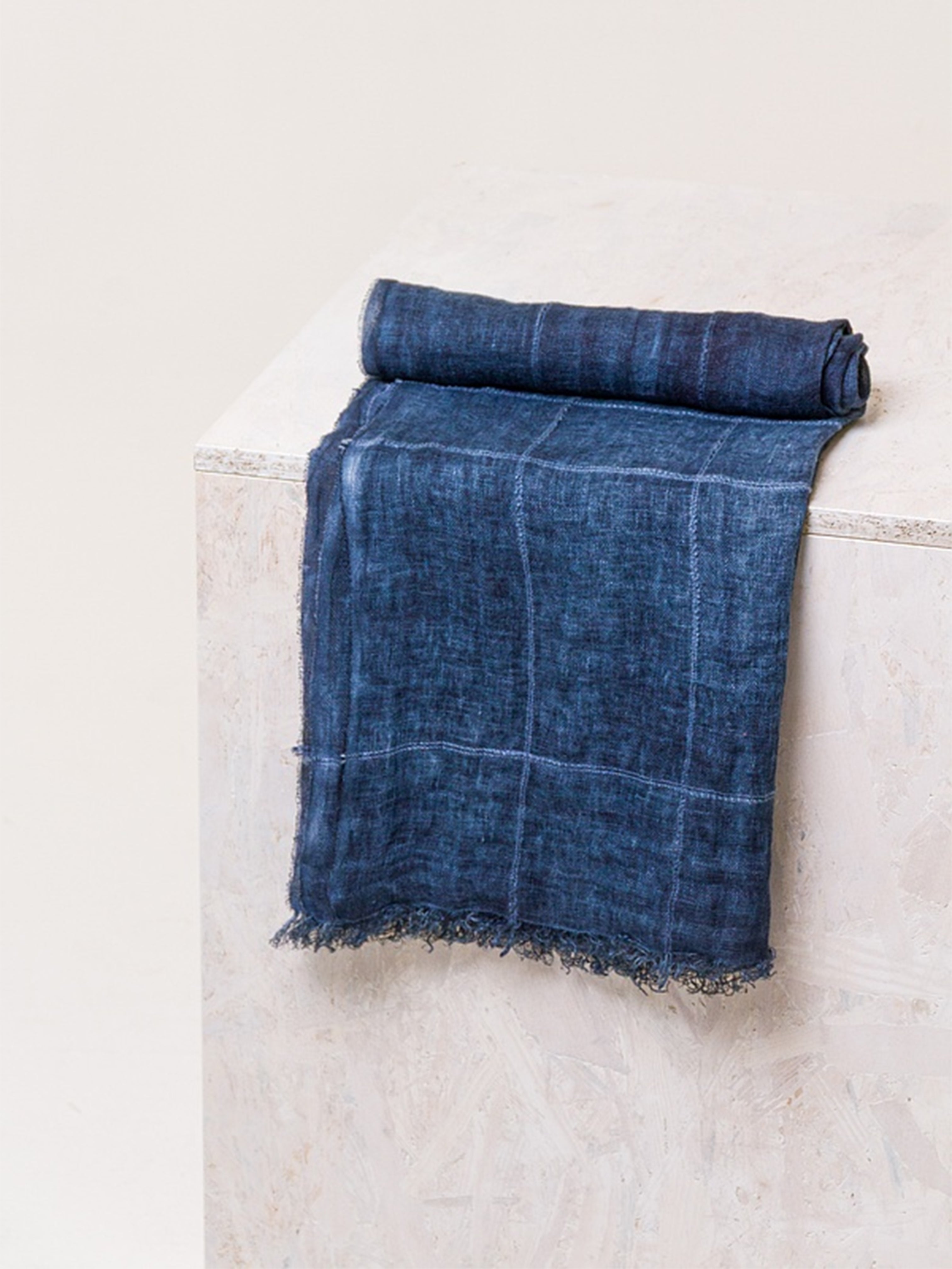 LINEN SCARF 606 NAVY