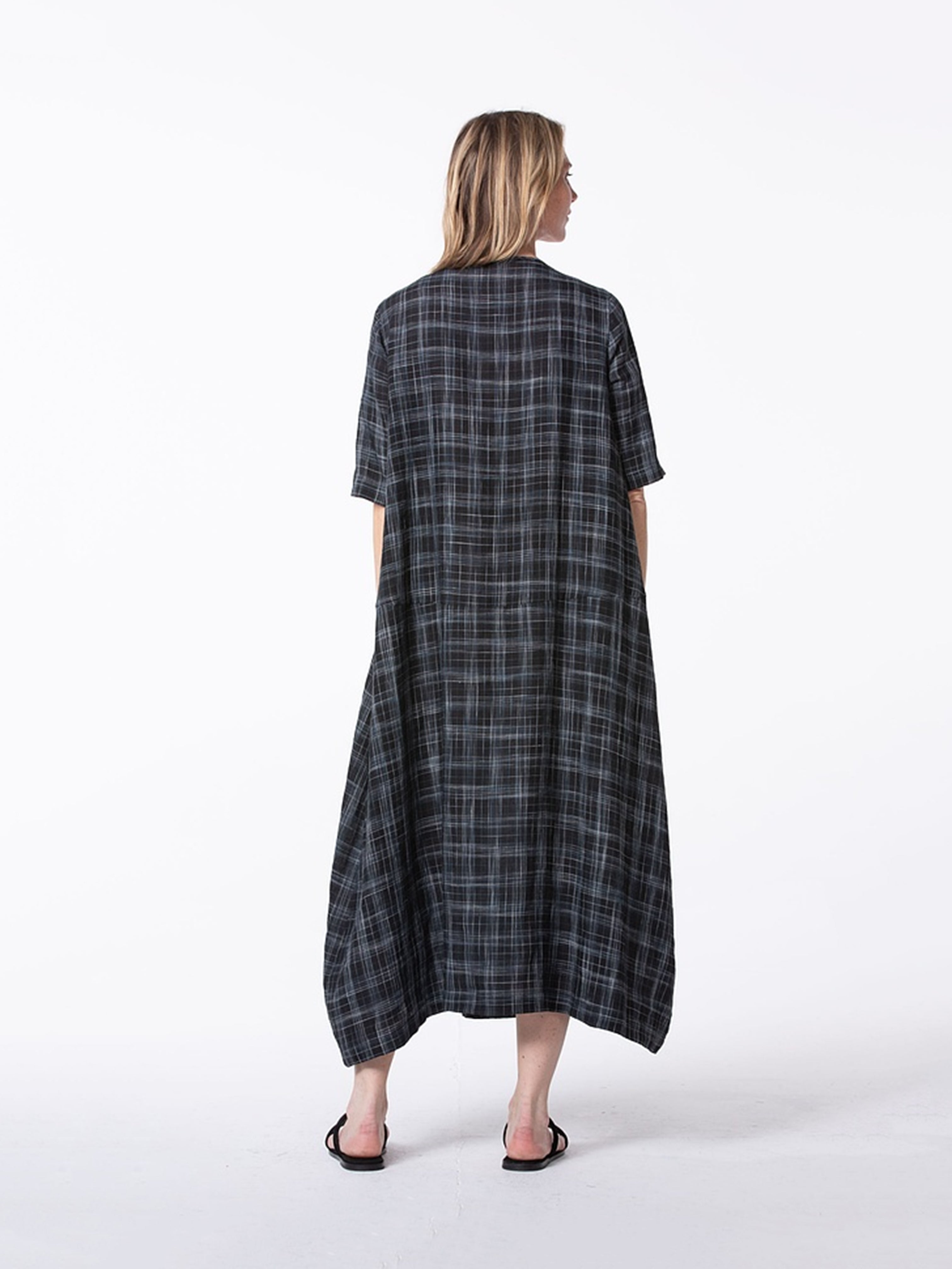 CHECK LINEN DRESS BLACK