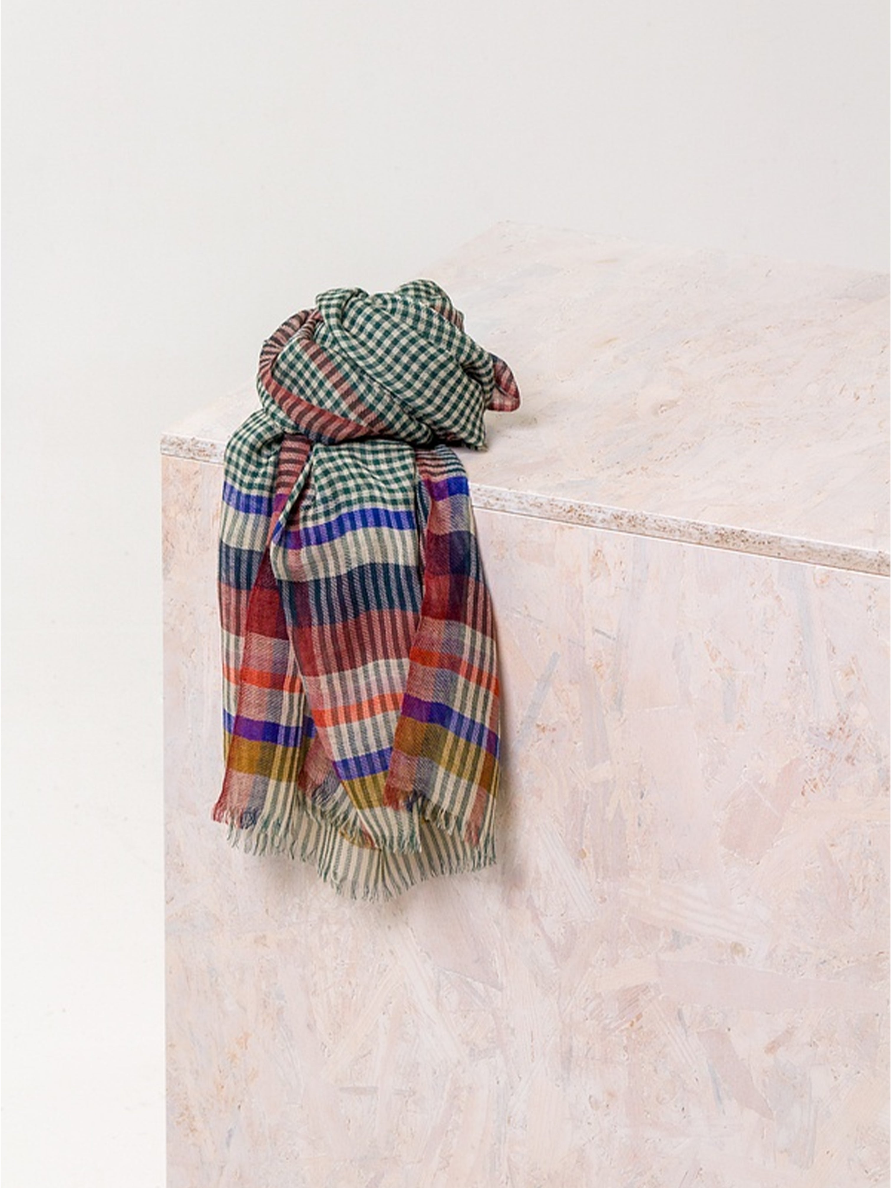 WOOL BLEND SCARF BOTTLE