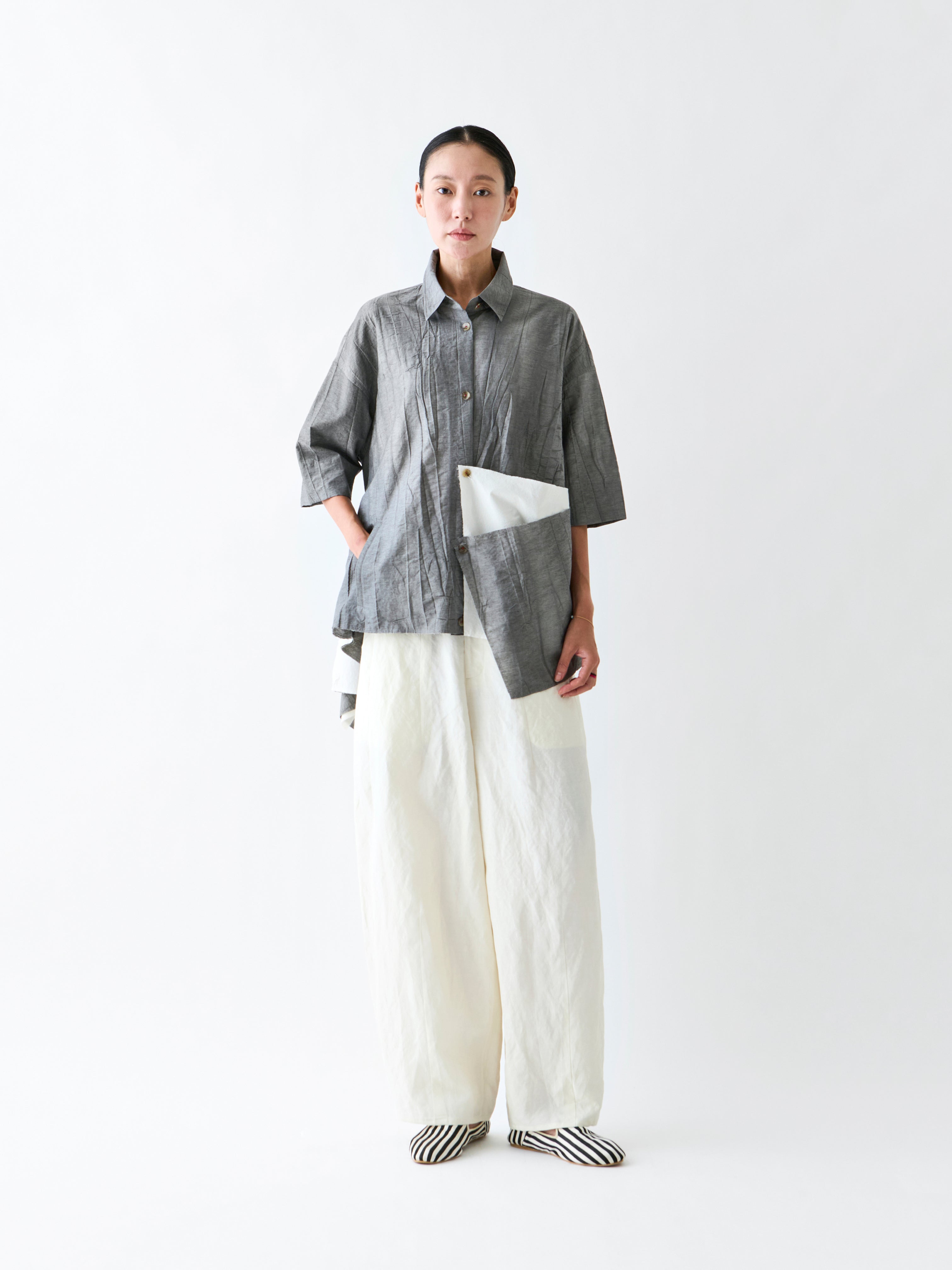BC060 ASYMMETRIC CONTRAST SHIRT GREY