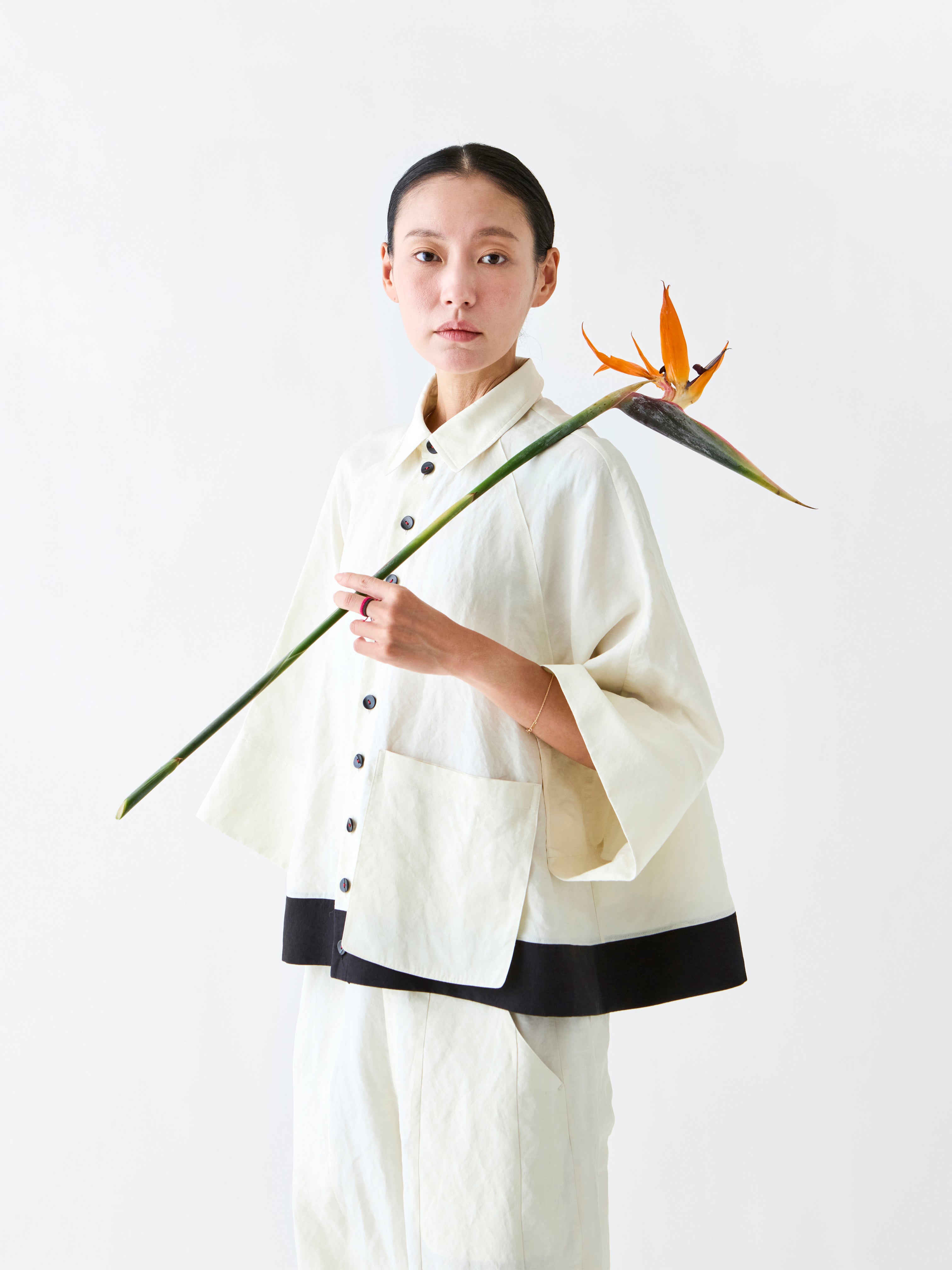 BR030 POCKET SHIRT OFF WHITE