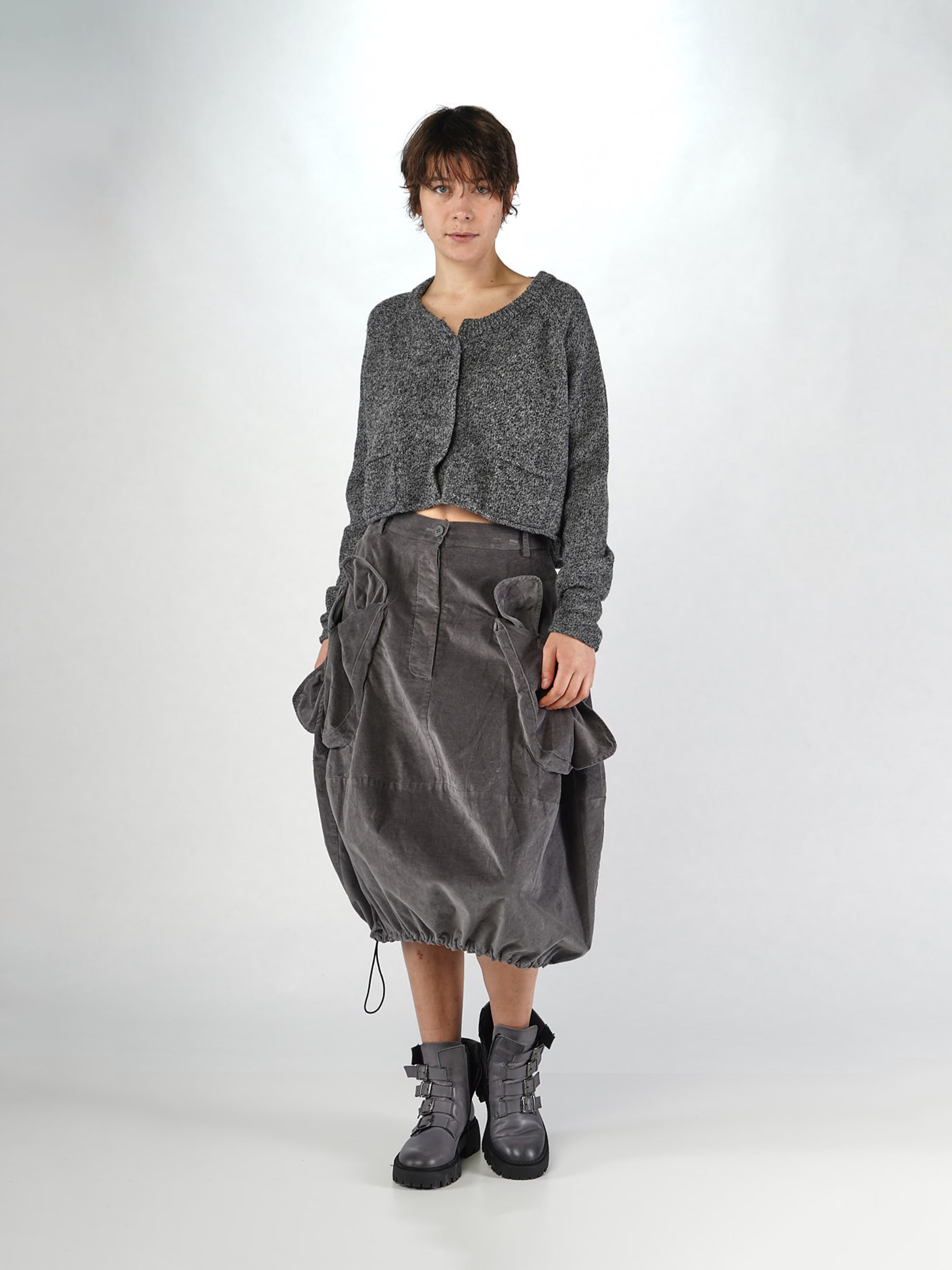 KNIT CROPPED CARDIGAN LIGHT GREY