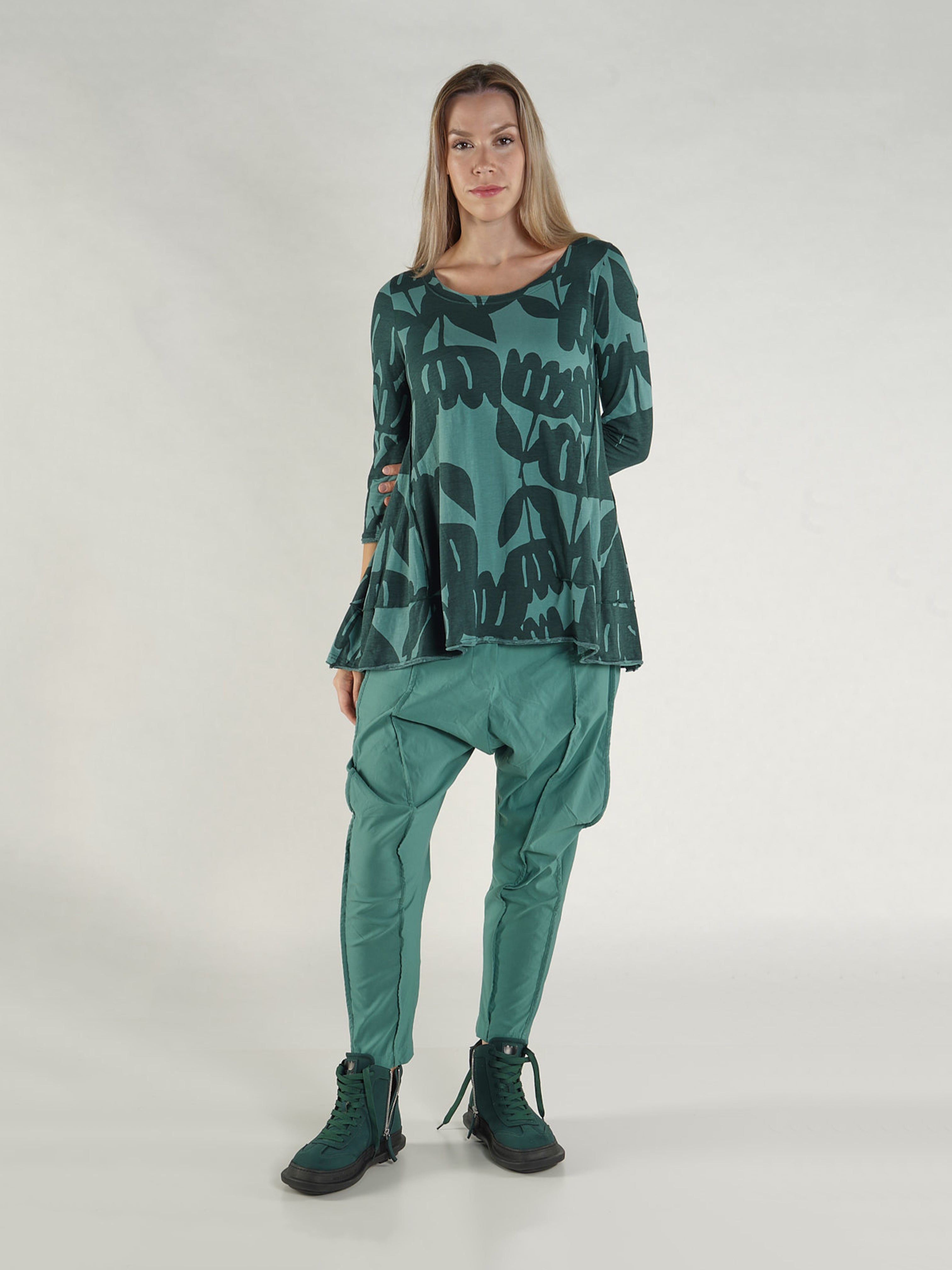 T SHIRT TREE PRINT
