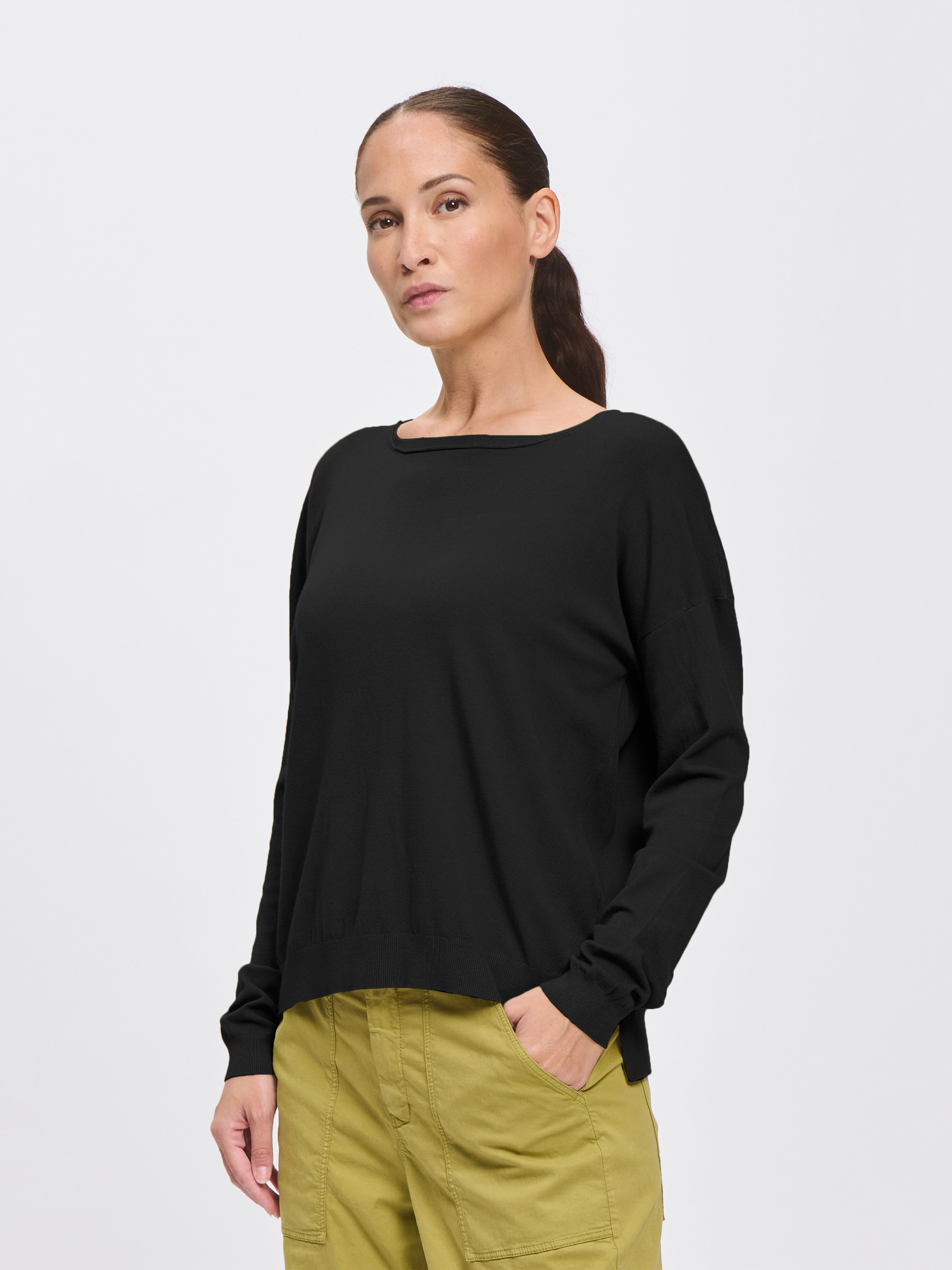 LONG SLEEVE CREW KNIT BLACK