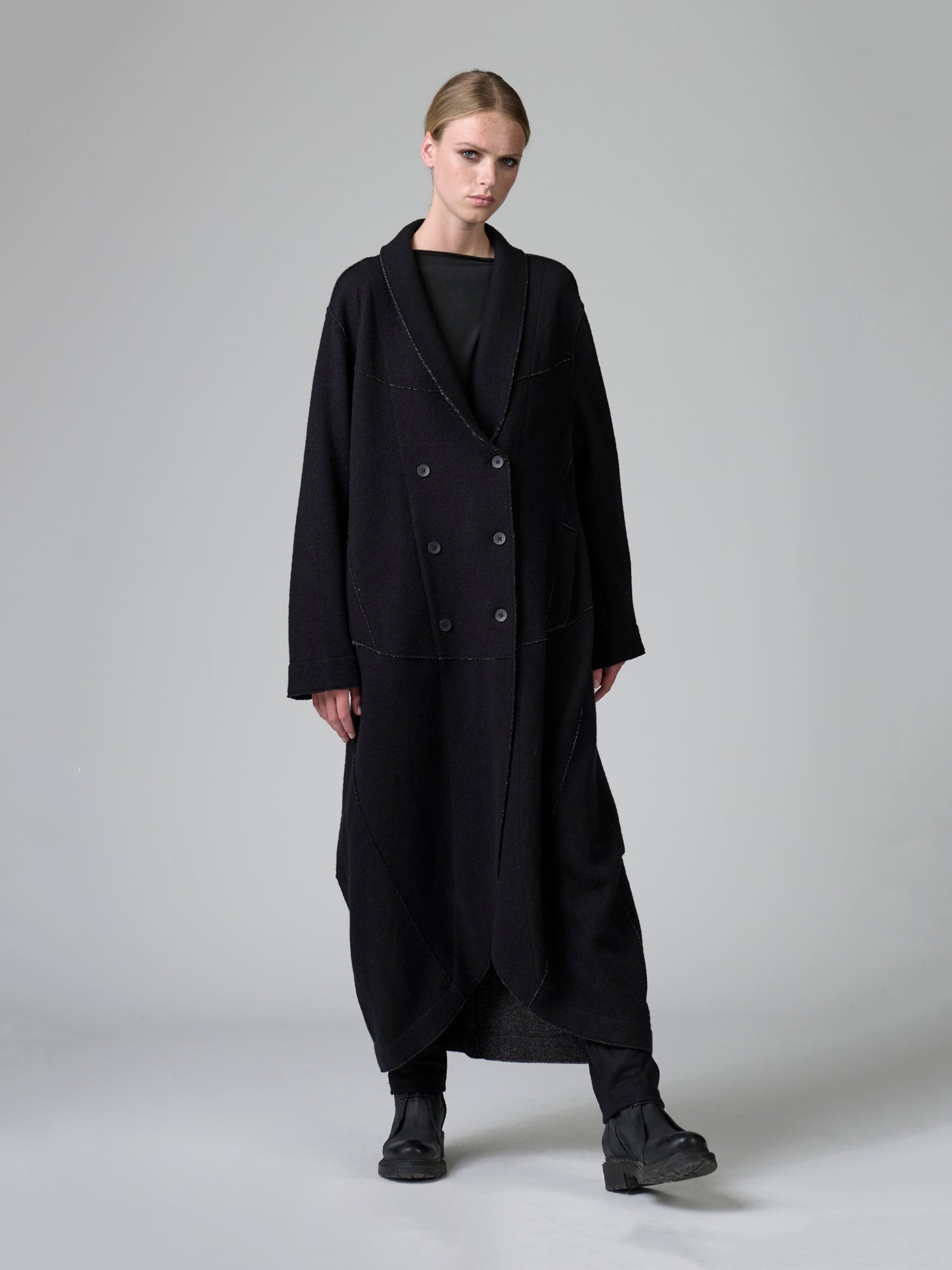 DOUBLE BREASTED CHEVRON COAT BLACK