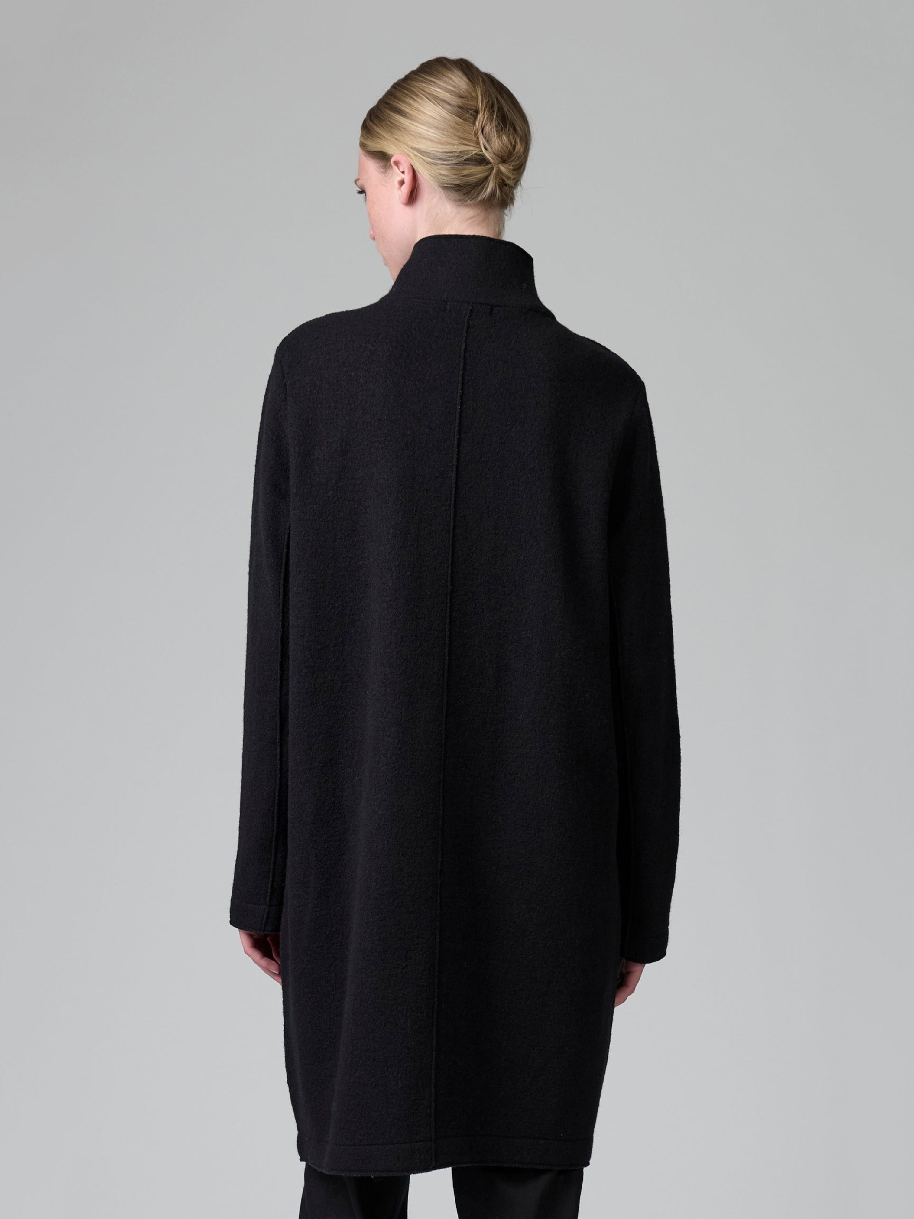 CHEVRON ZIP COAT BLACK