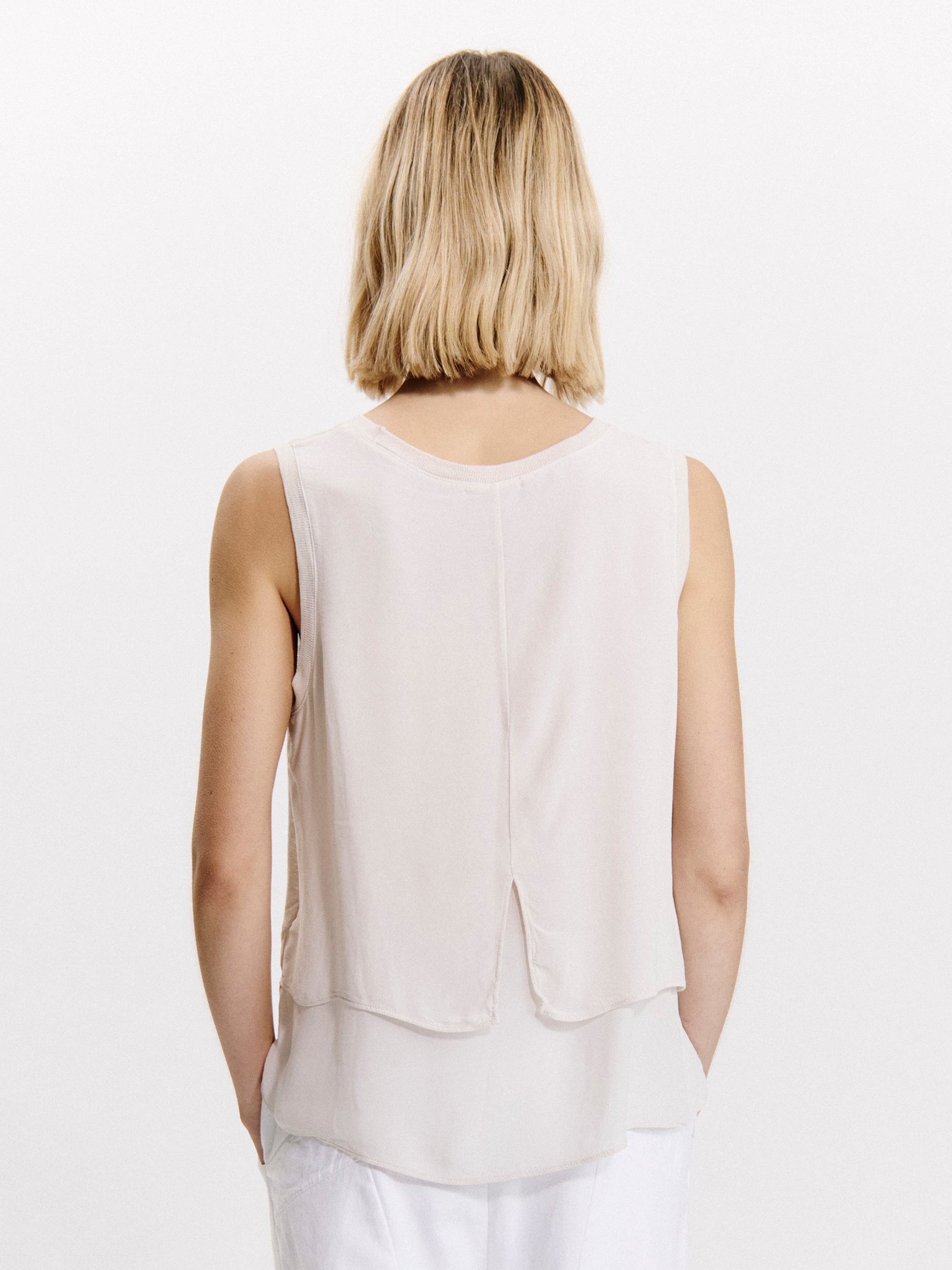 LINEN LAYER TANK SAND