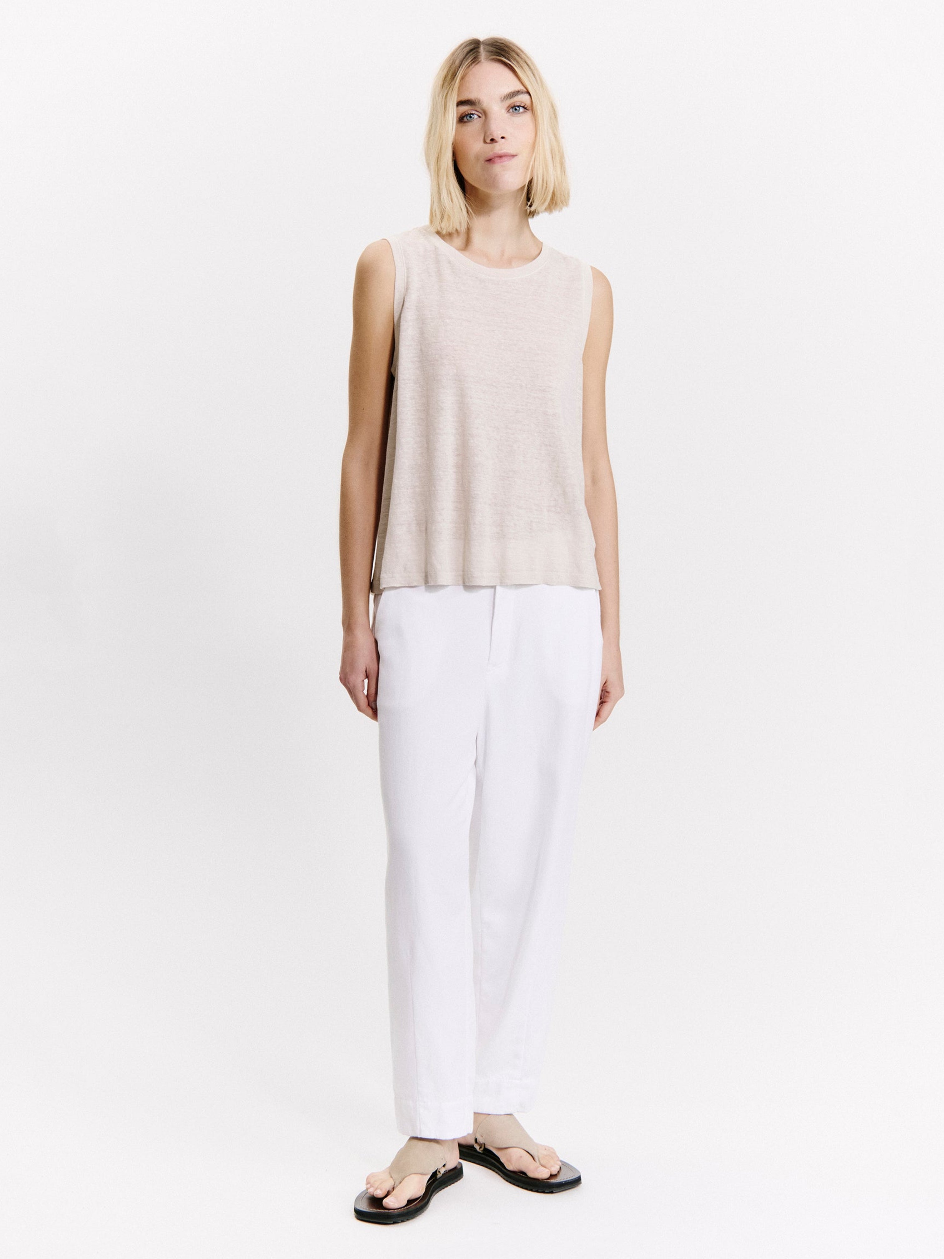 LINEN LAYER TANK SAND