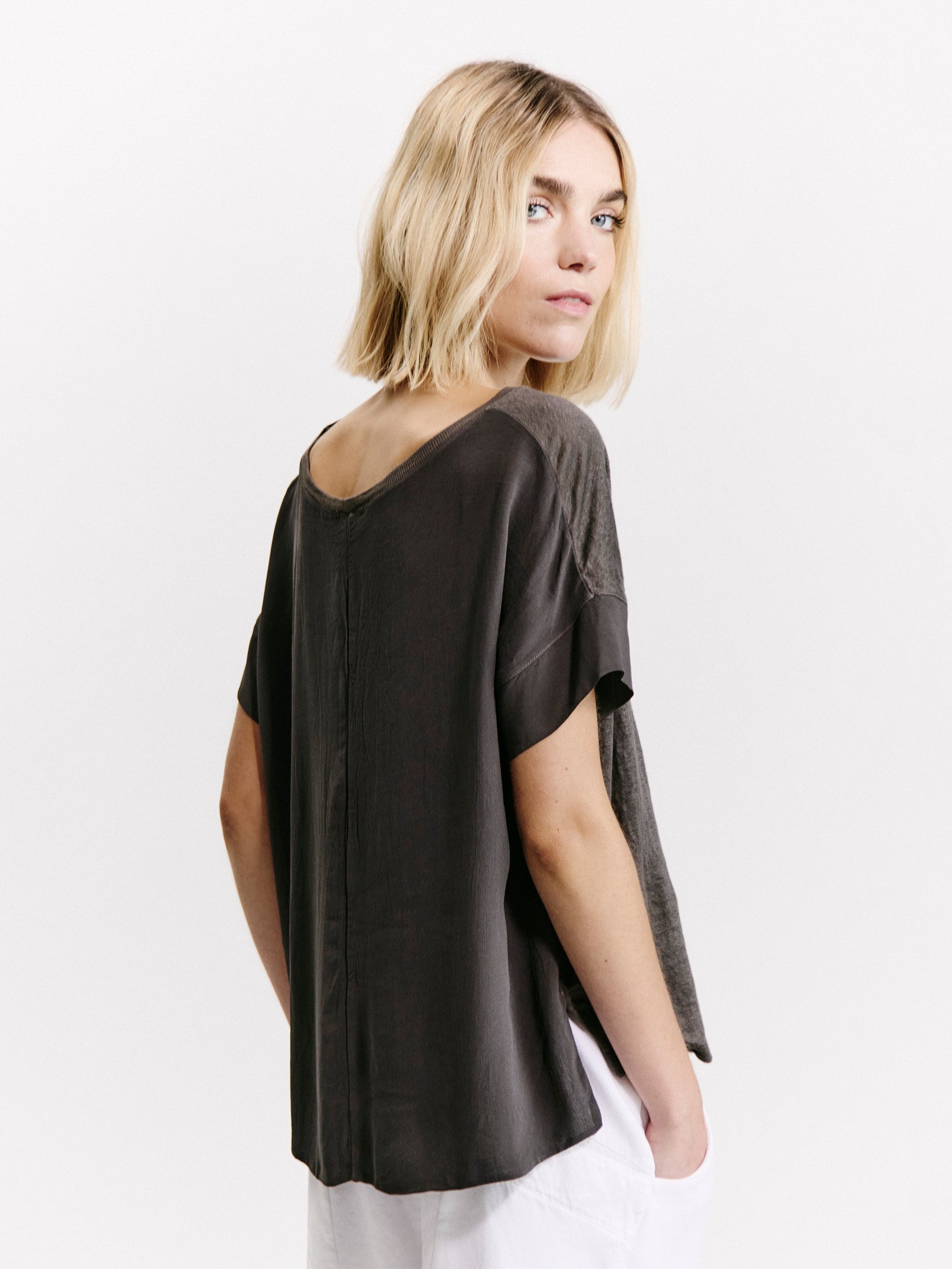 LINEN BOX TEE MUD