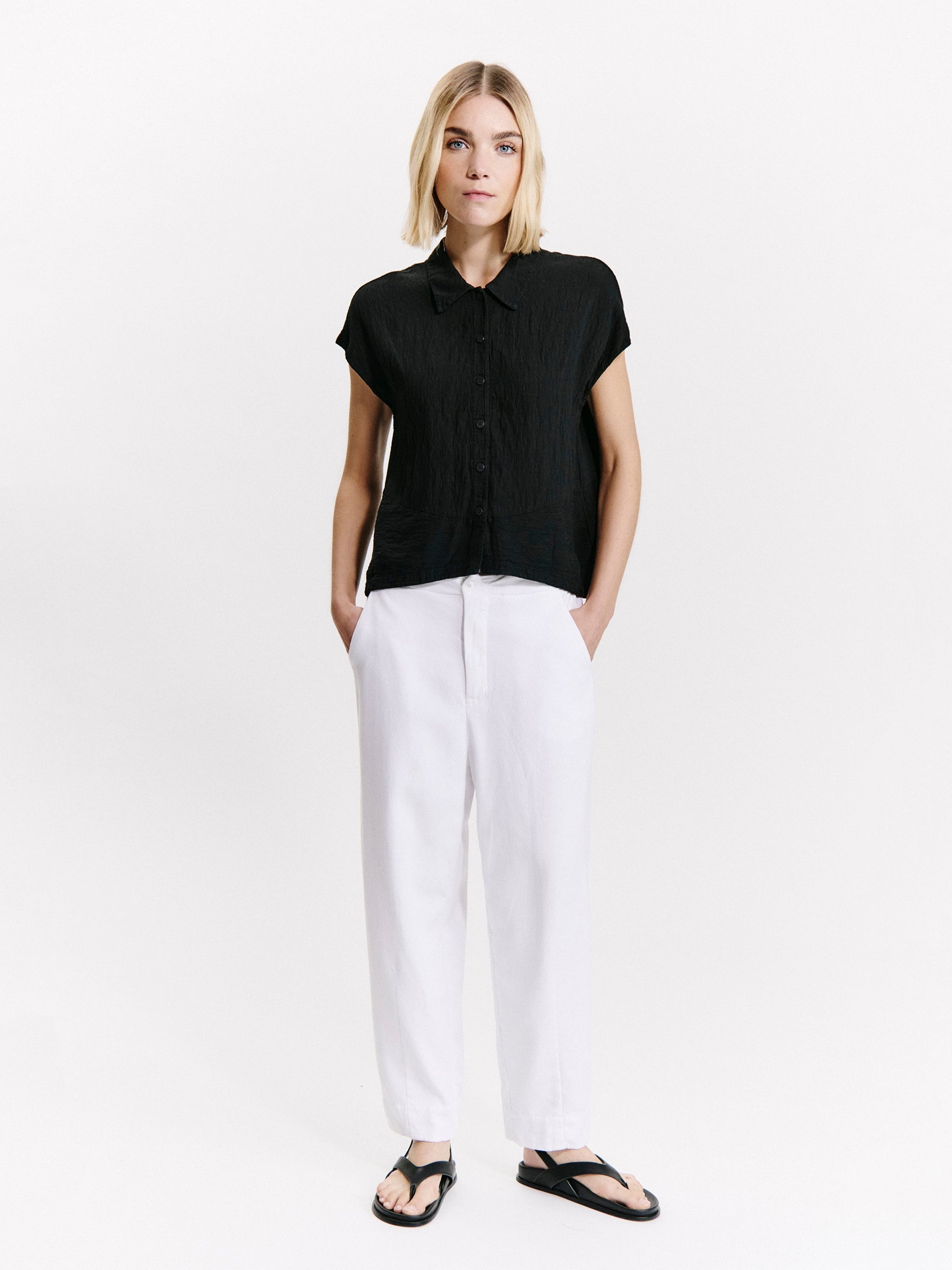 BUTTON TEXTURED SHIRT BLACK