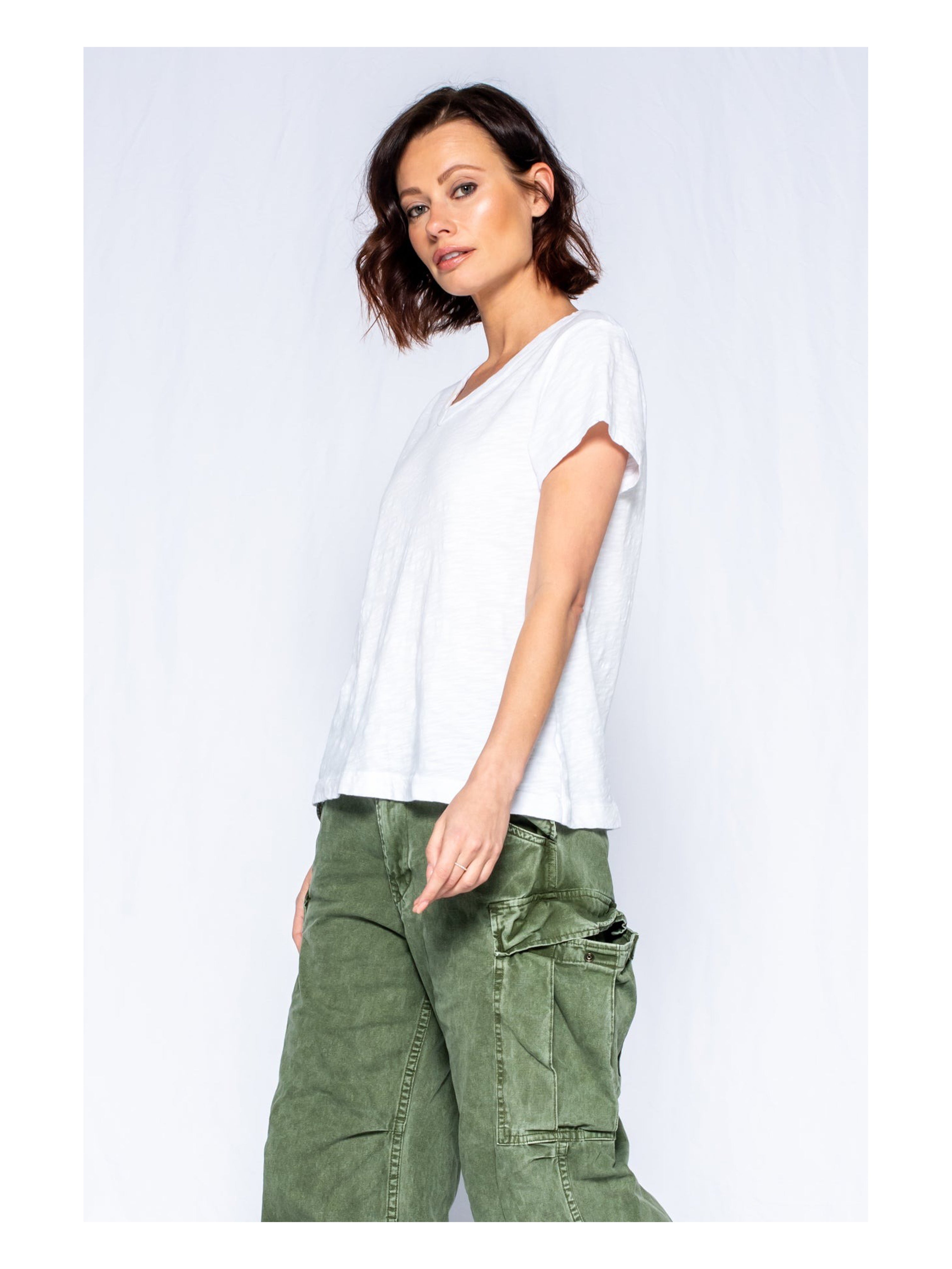 V NECK BASIC S/S T SHIRT WHITE