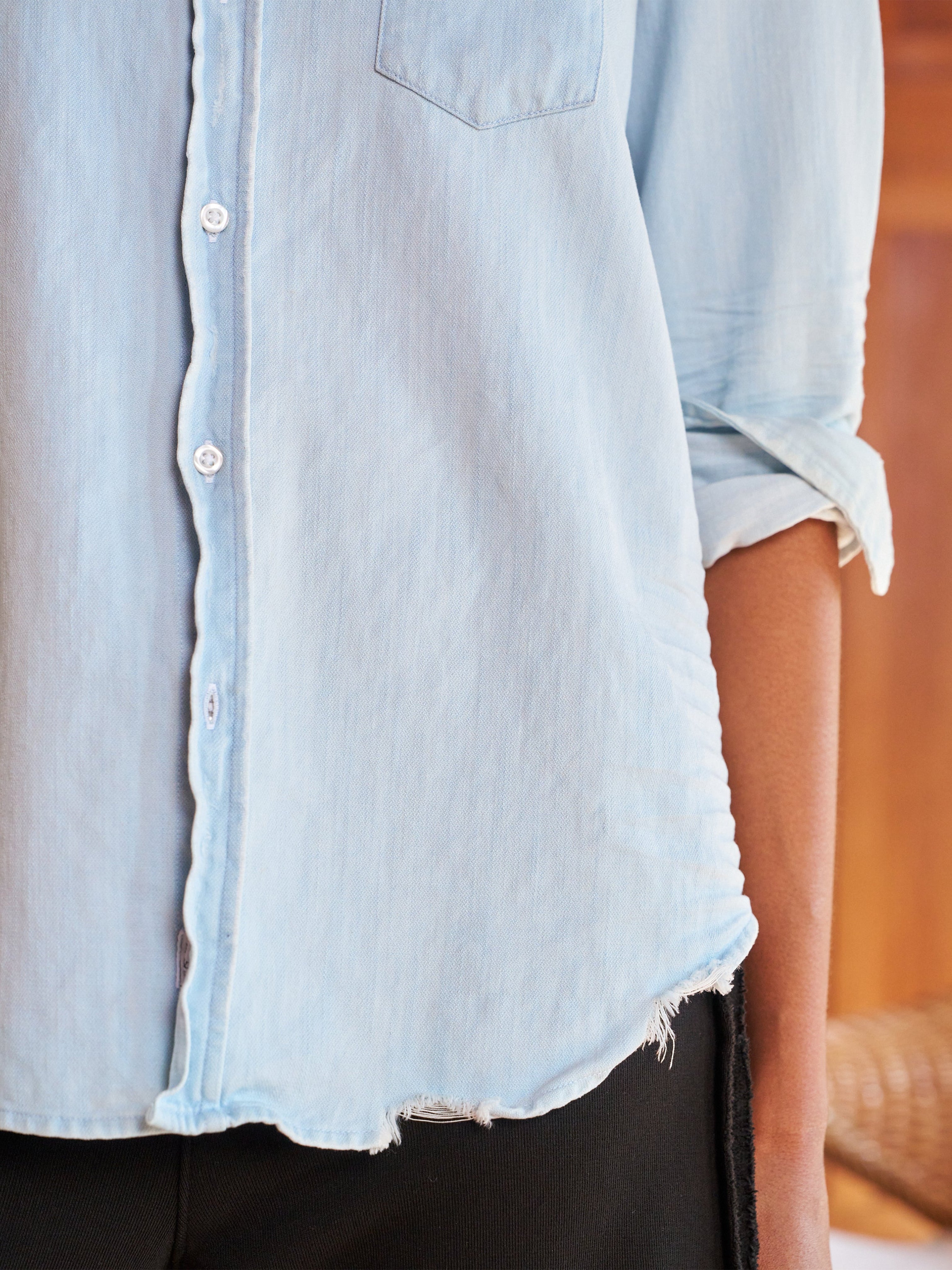 EILEEN SHIRT TATTERED DENIM CLASSIC BLUE WASH