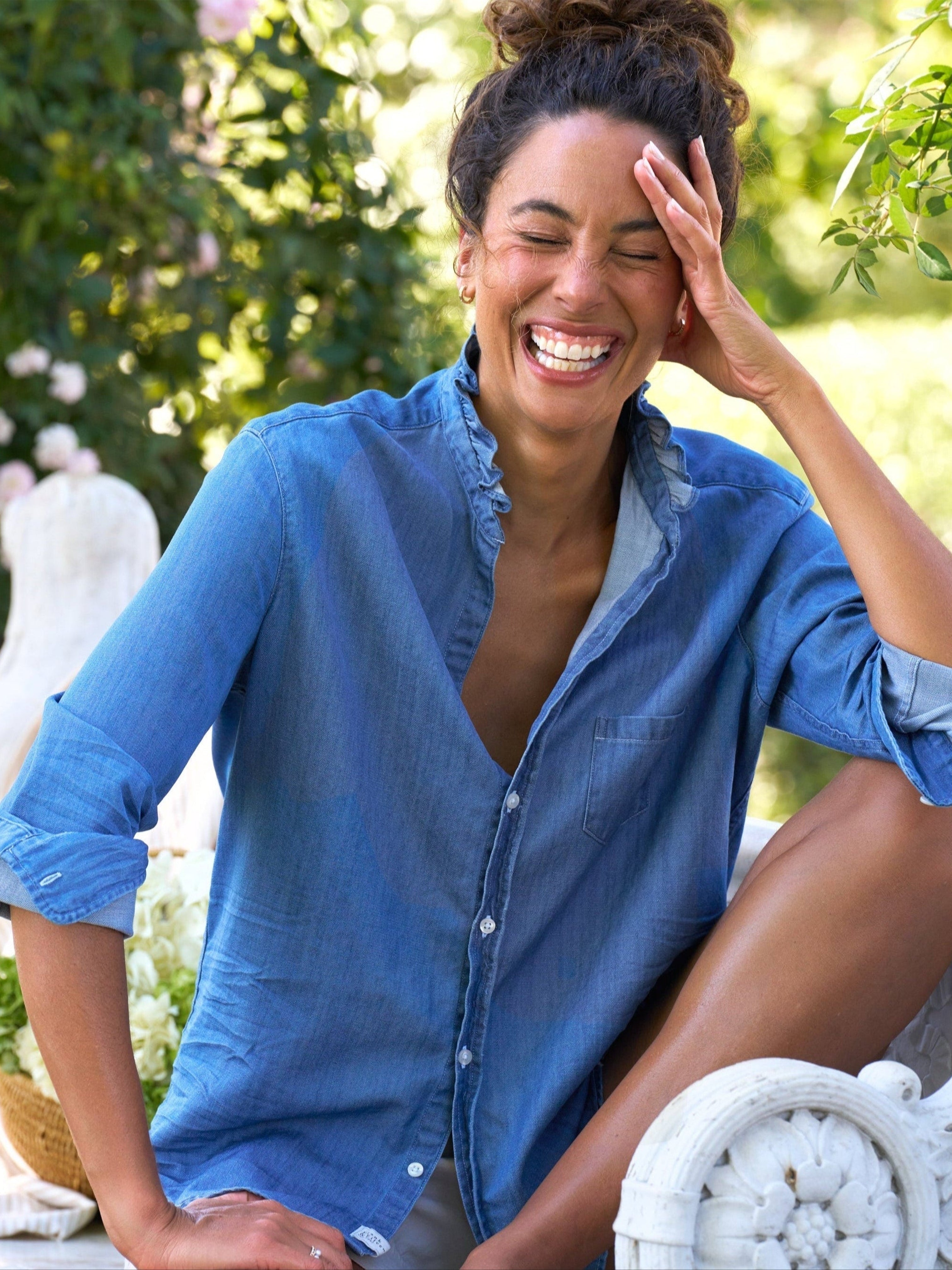 EILEEN RUFFLE SHIRT VINTAGE DENIM