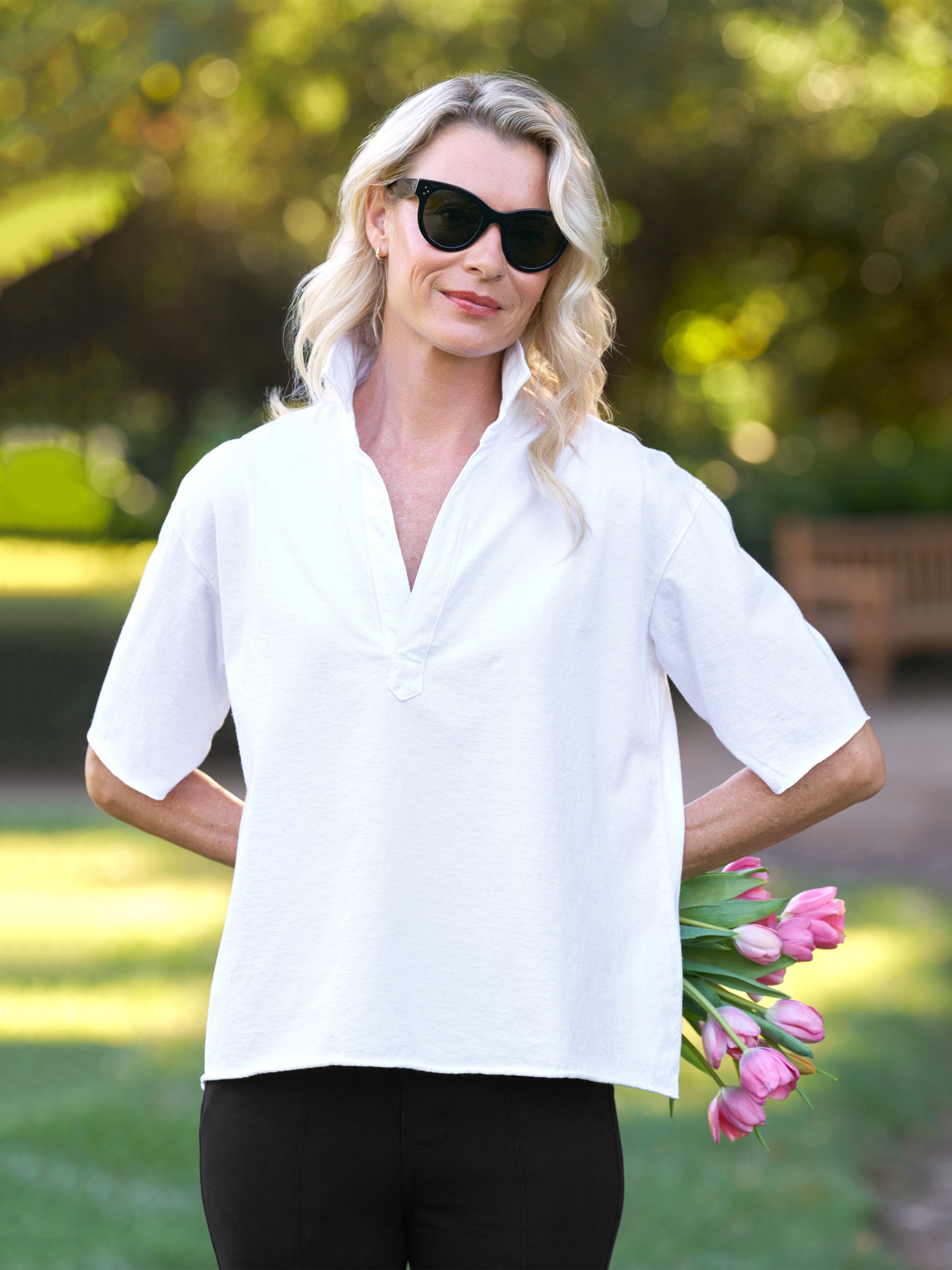 PATTY SHORT SLEEVE POPOVER HENLEY WHITE