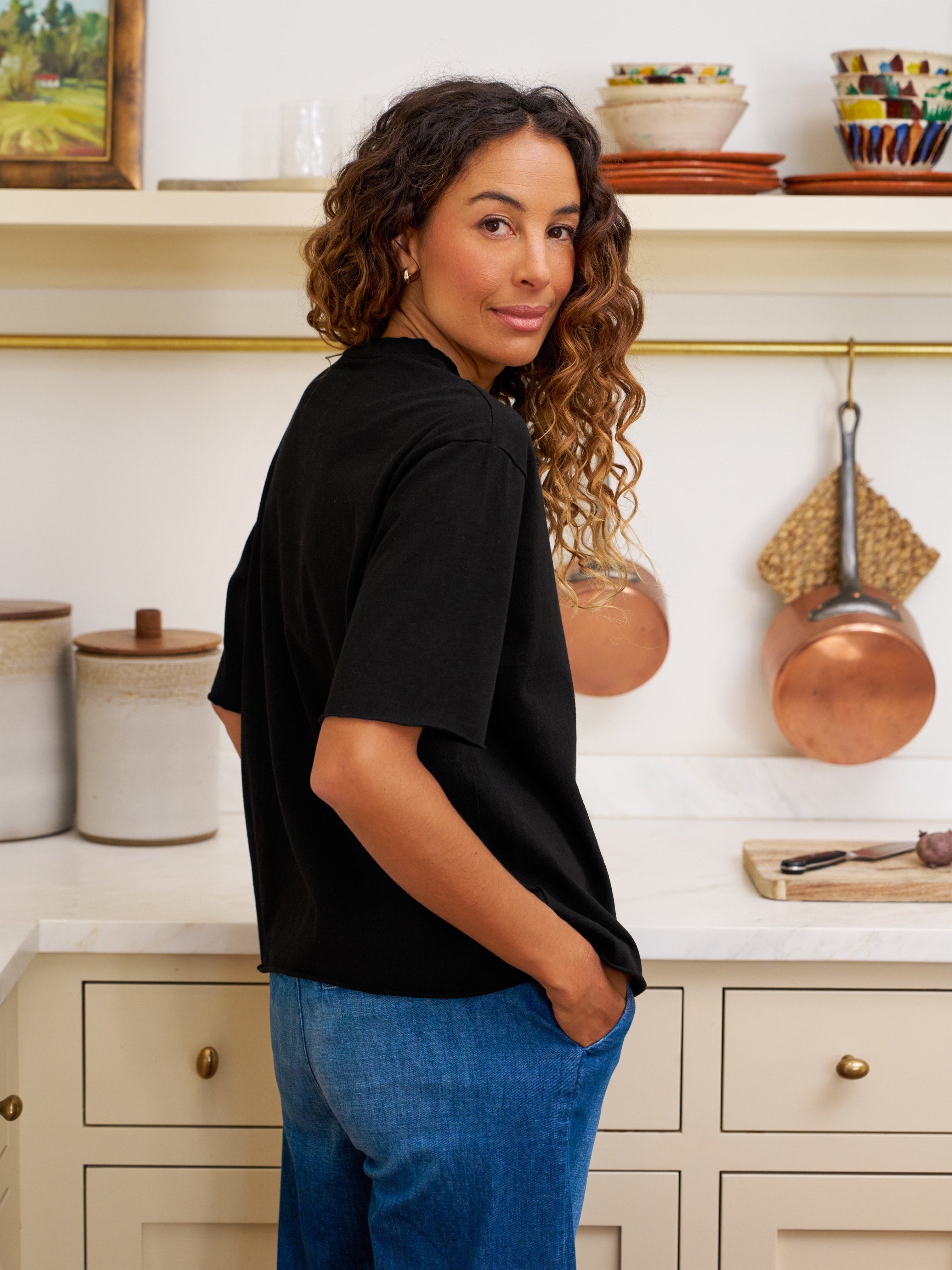 PERRY NYC CREW TEE BLACK