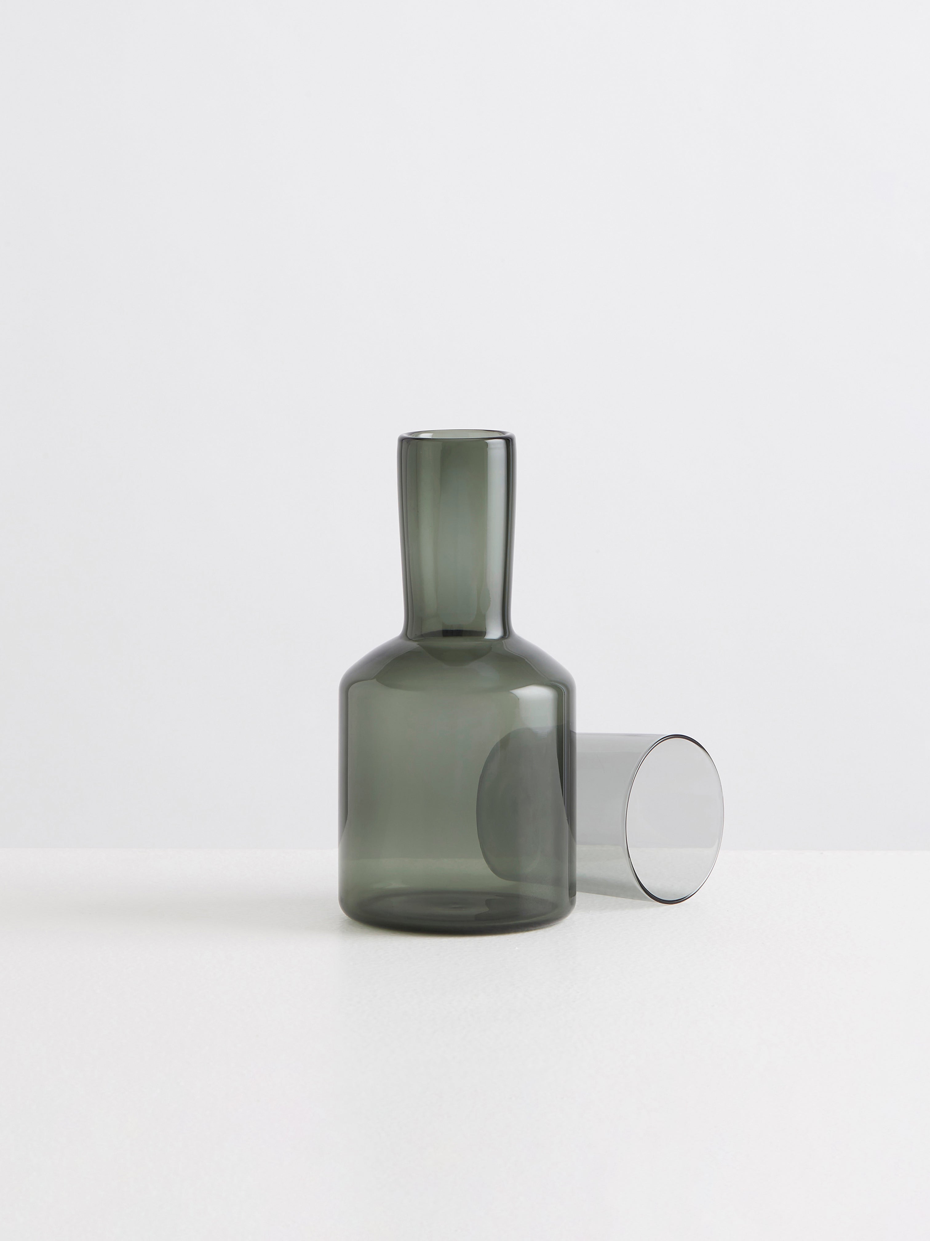 J'AI SOIF CARAFE AND GLASS SET SMOKE