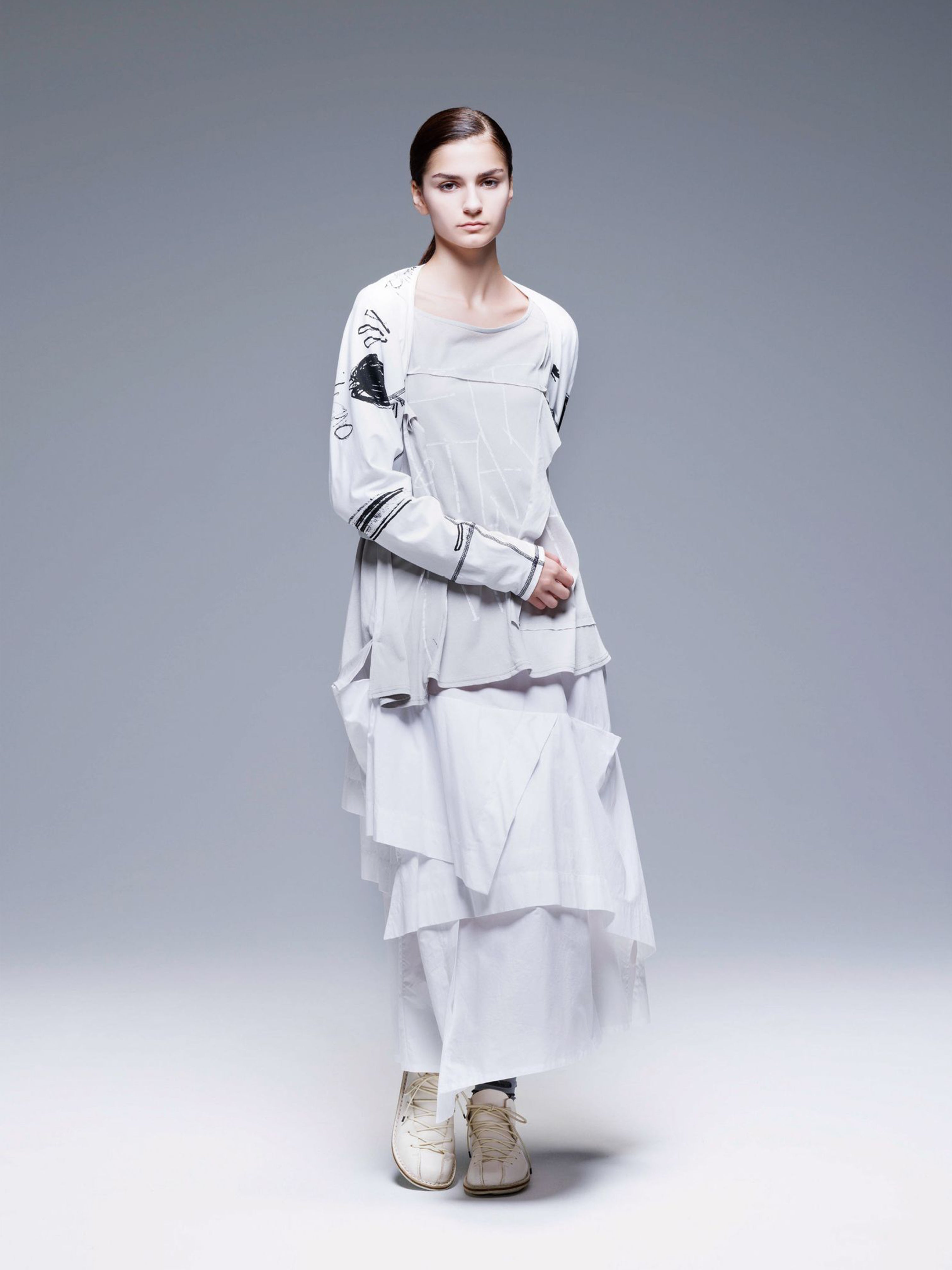 LETTER TOP LIGHT GREY/WHITE