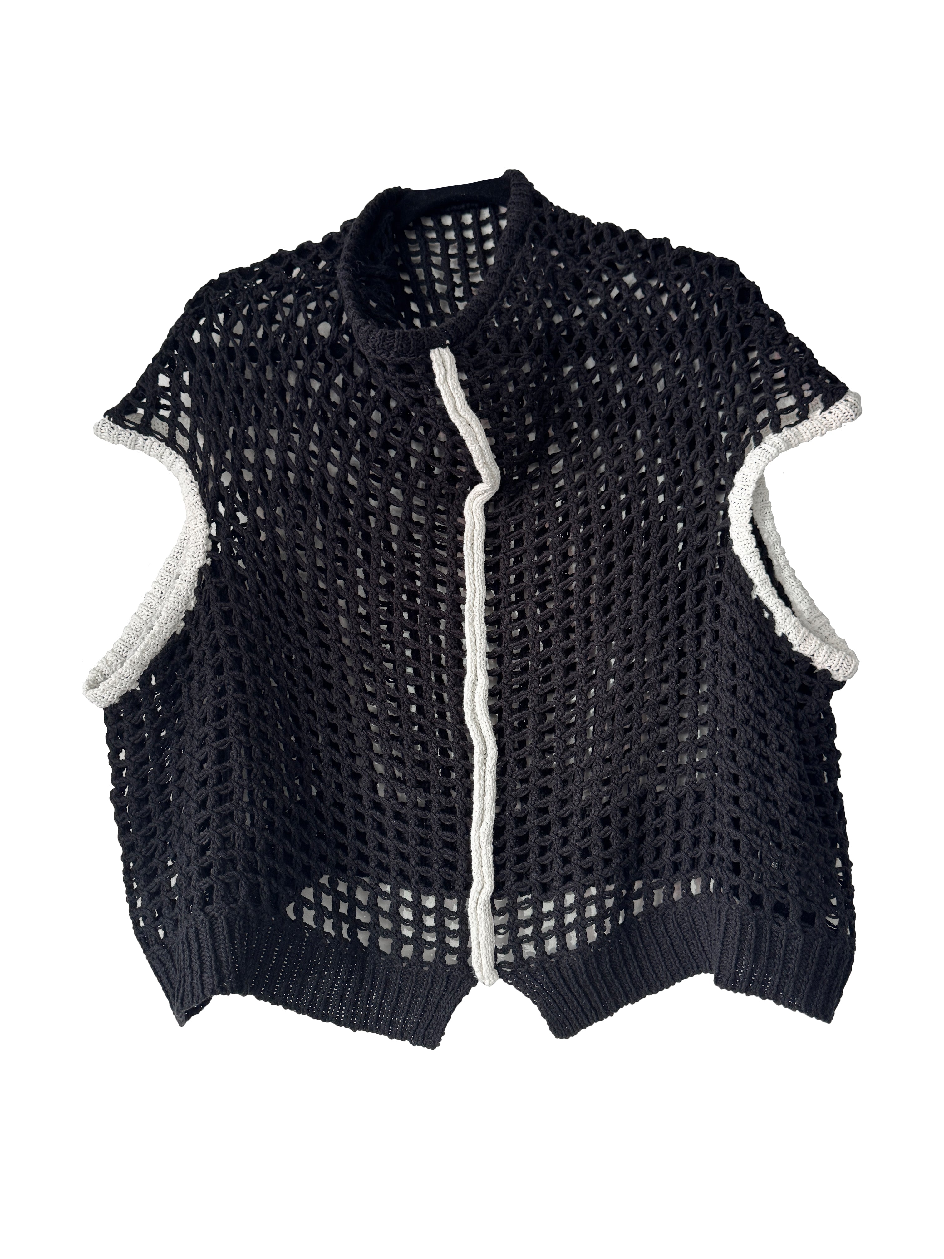 CROCHET KNIT VEST BLACK WHITE TRIM
