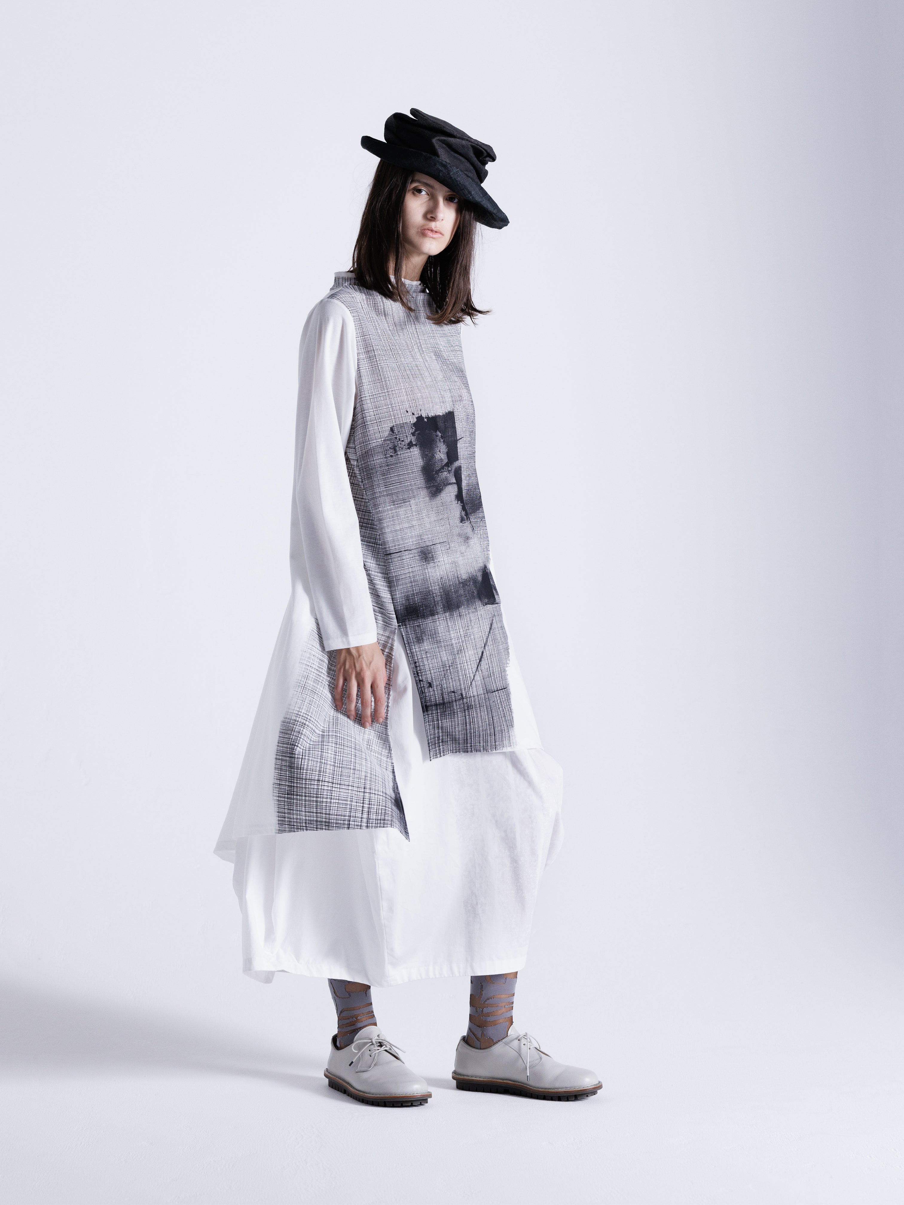 GRID PRINT TUNIC WHITE/BLACK