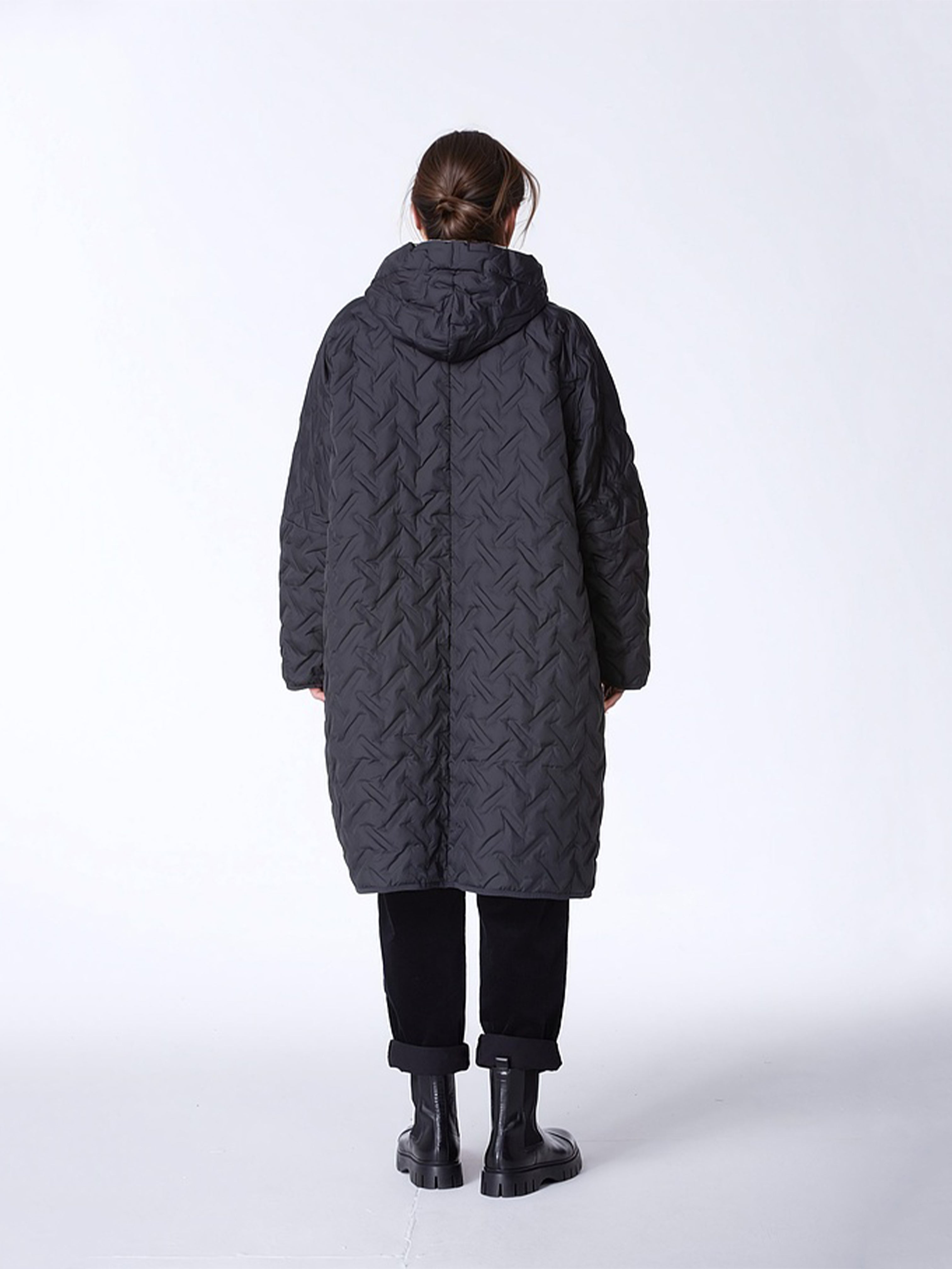 QUILTED LONG OUTDOOR COAT BLACK
