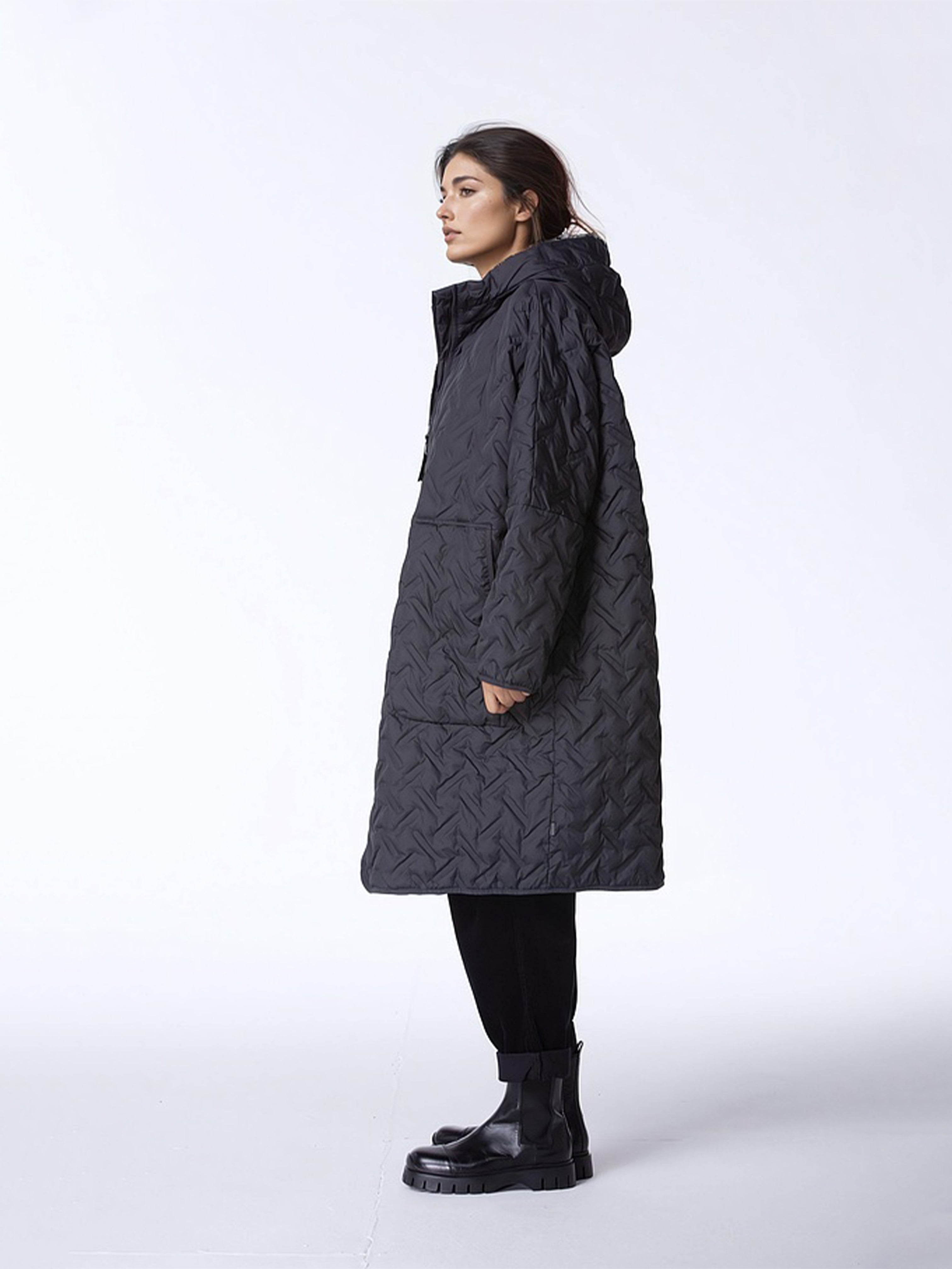 QUILTED LONG OUTDOOR COAT BLACK