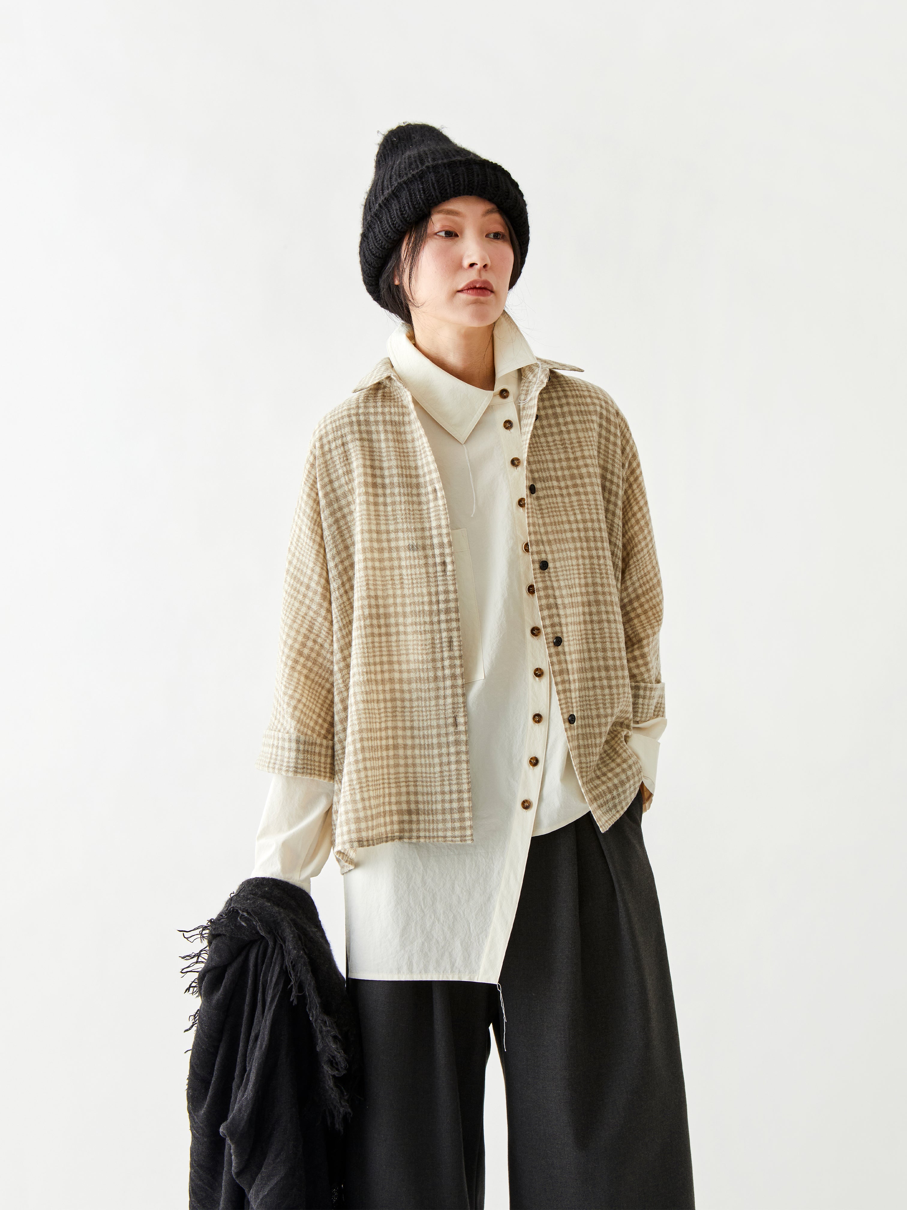 ASYMMETRIC SHIRT WINTER CHALK