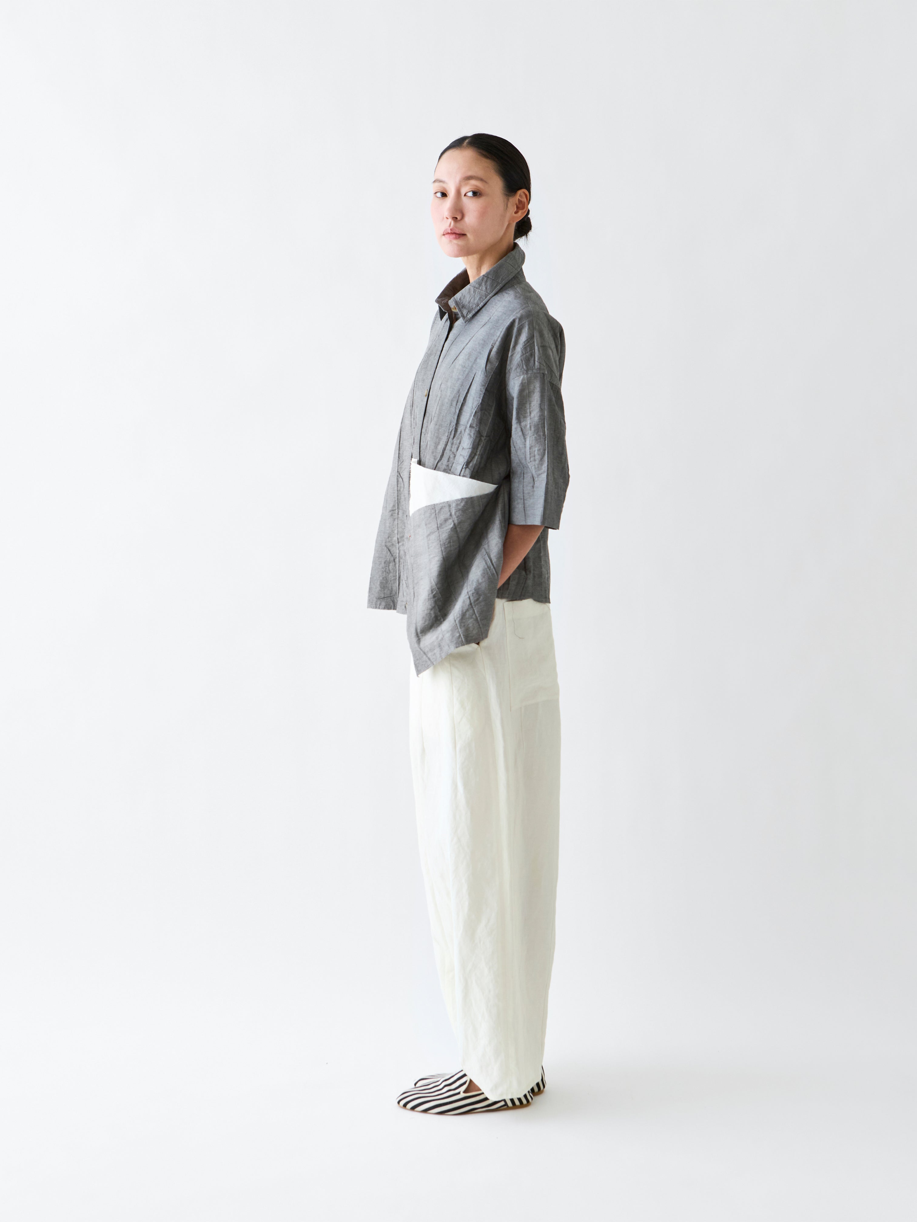 BC060 ASYMMETRIC CONTRAST SHIRT GREY