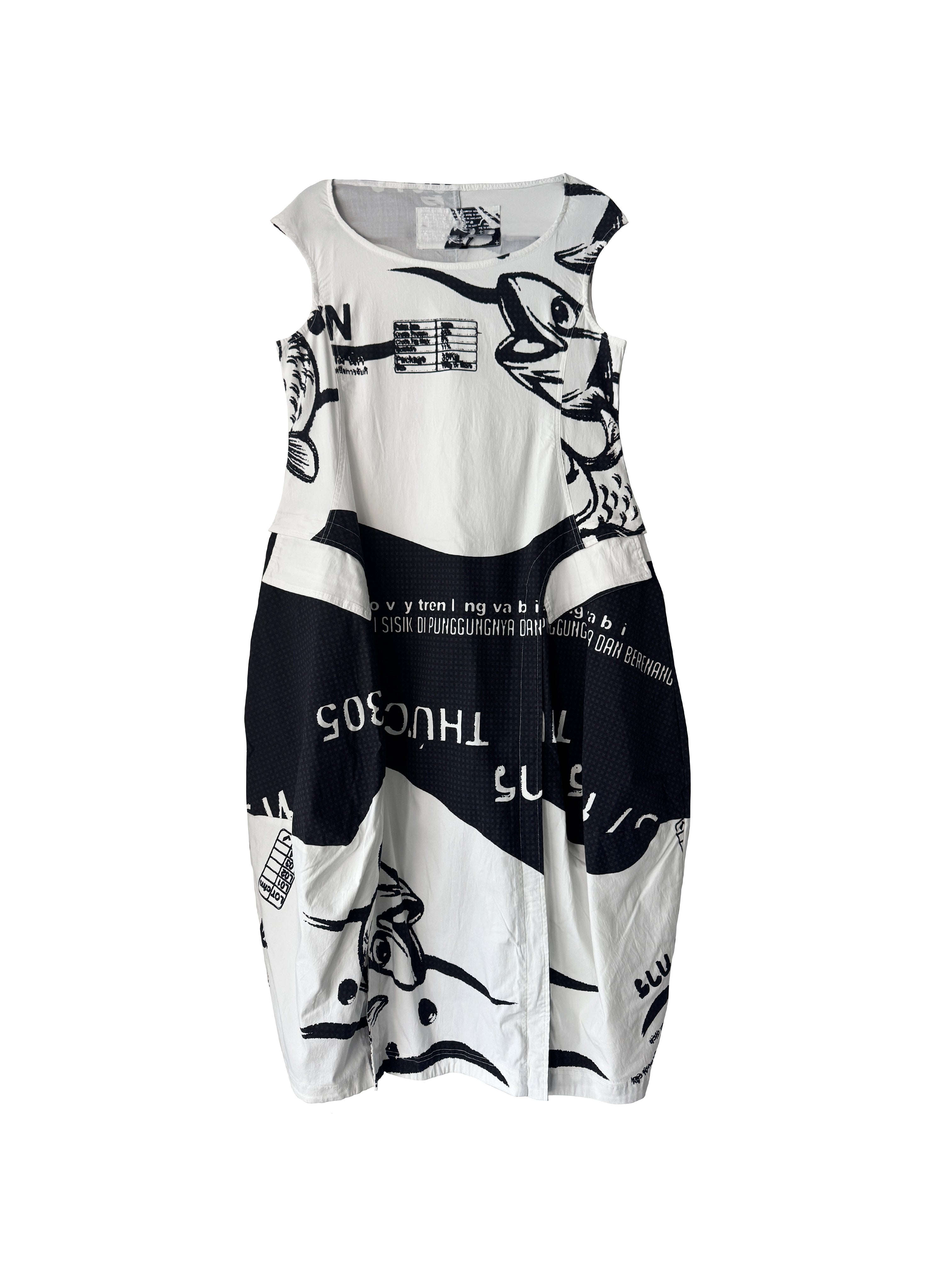SLEEVELESS DRESS BLACK PRINT