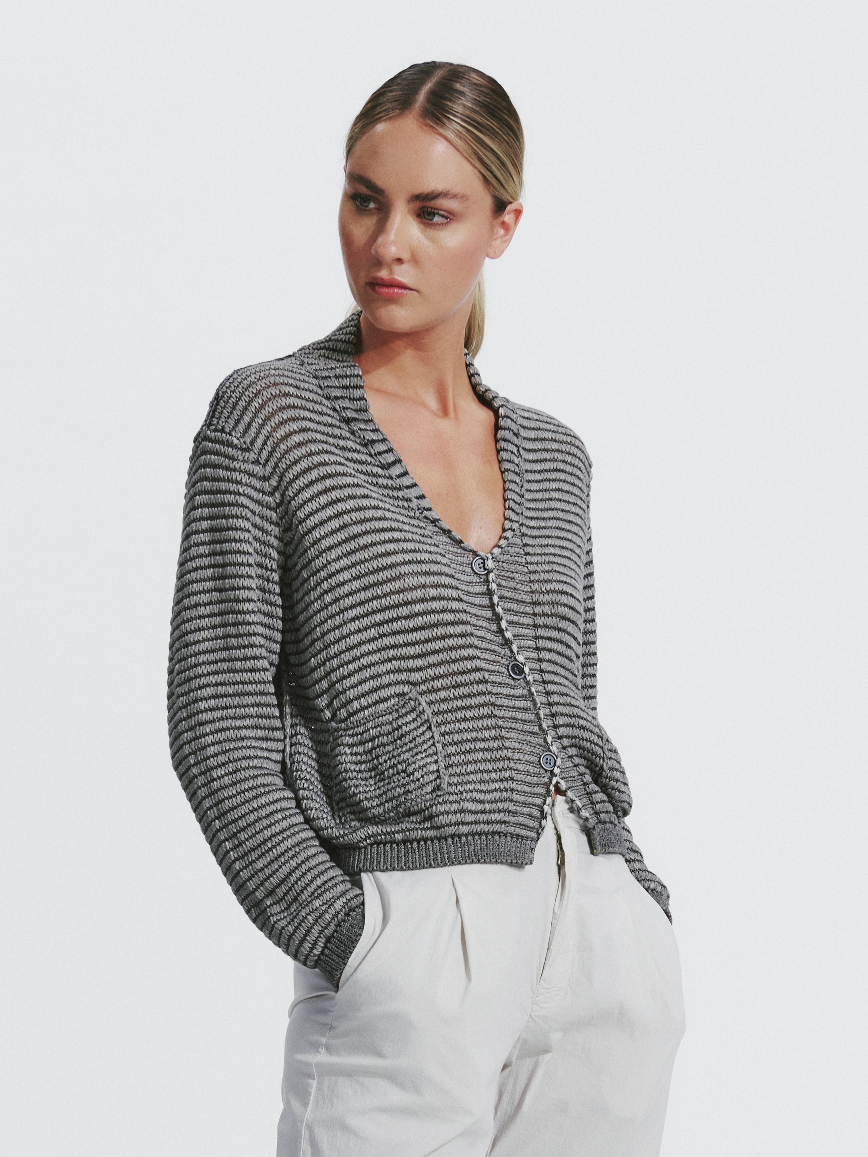KNIT CARDIGAN GREY