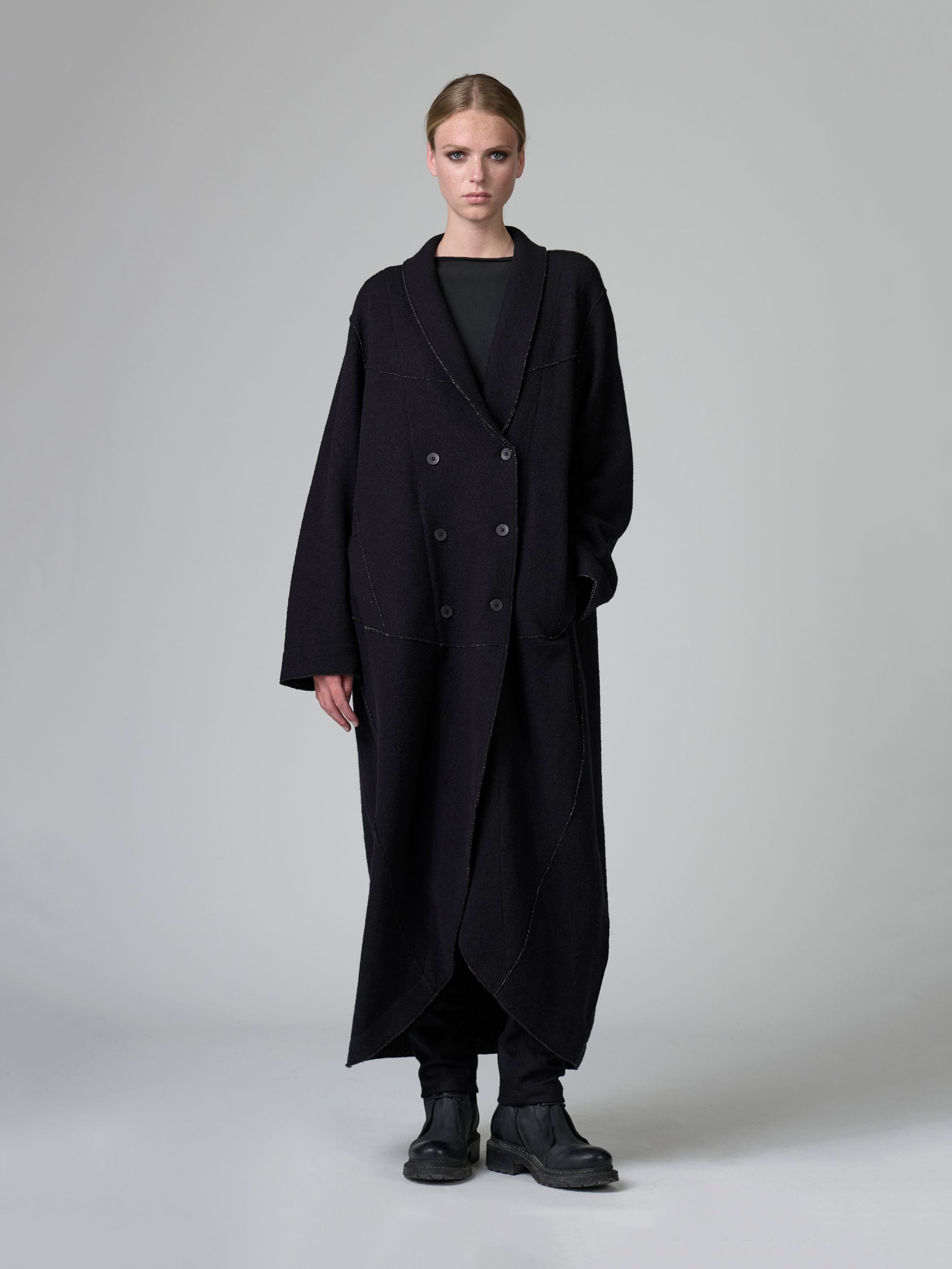 DOUBLE BREASTED CHEVRON COAT BLACK