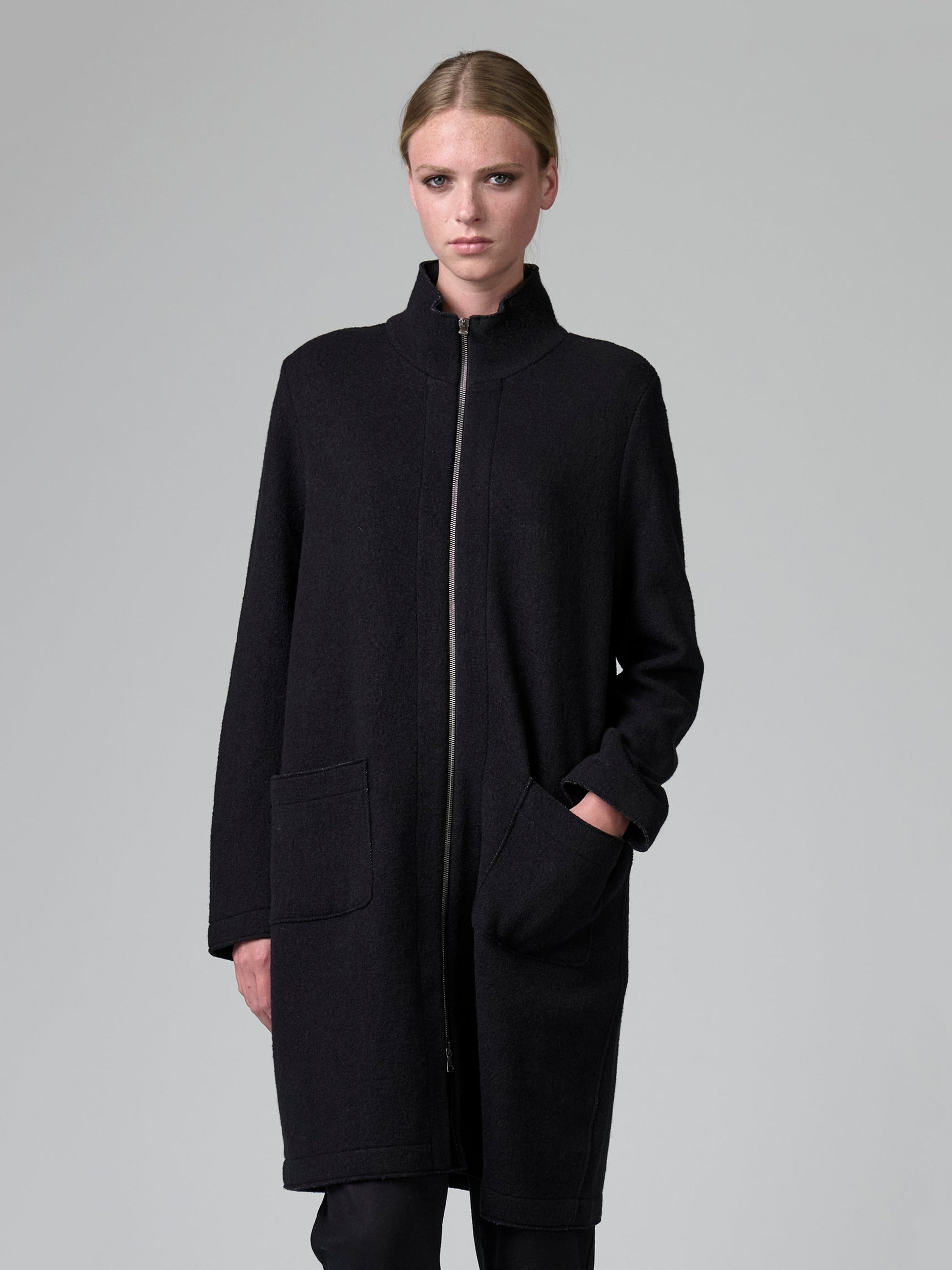 CHEVRON ZIP COAT BLACK