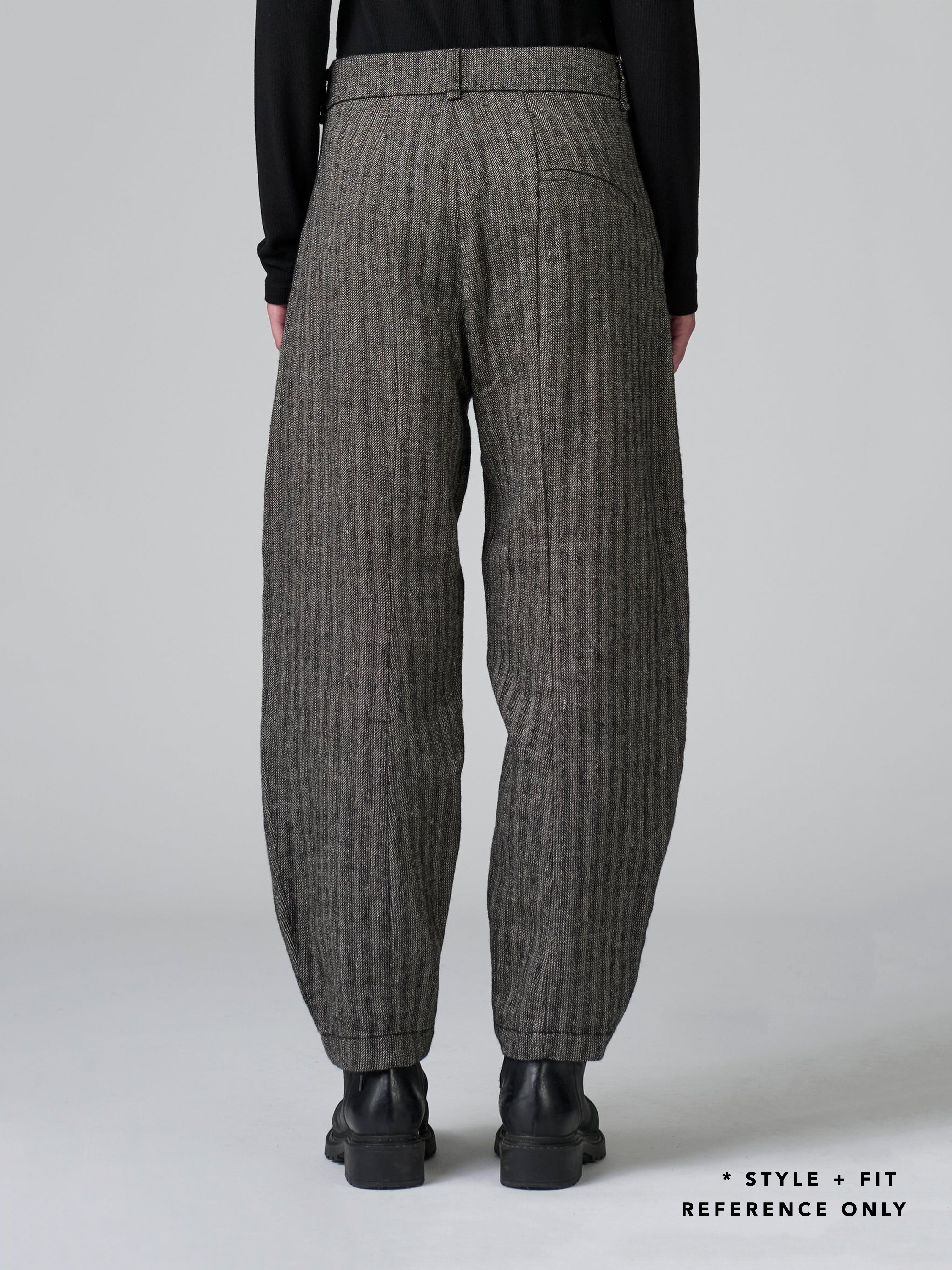 TEXTURAL SIGNATURE PANT CHALK
