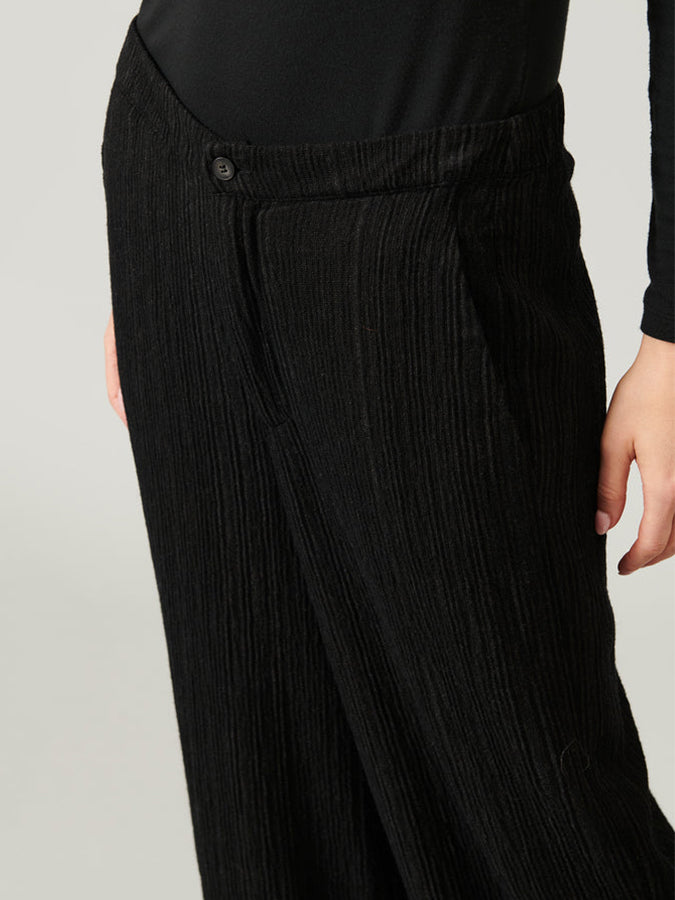 EMBOSSED PINSTRIPE PANT BLACK