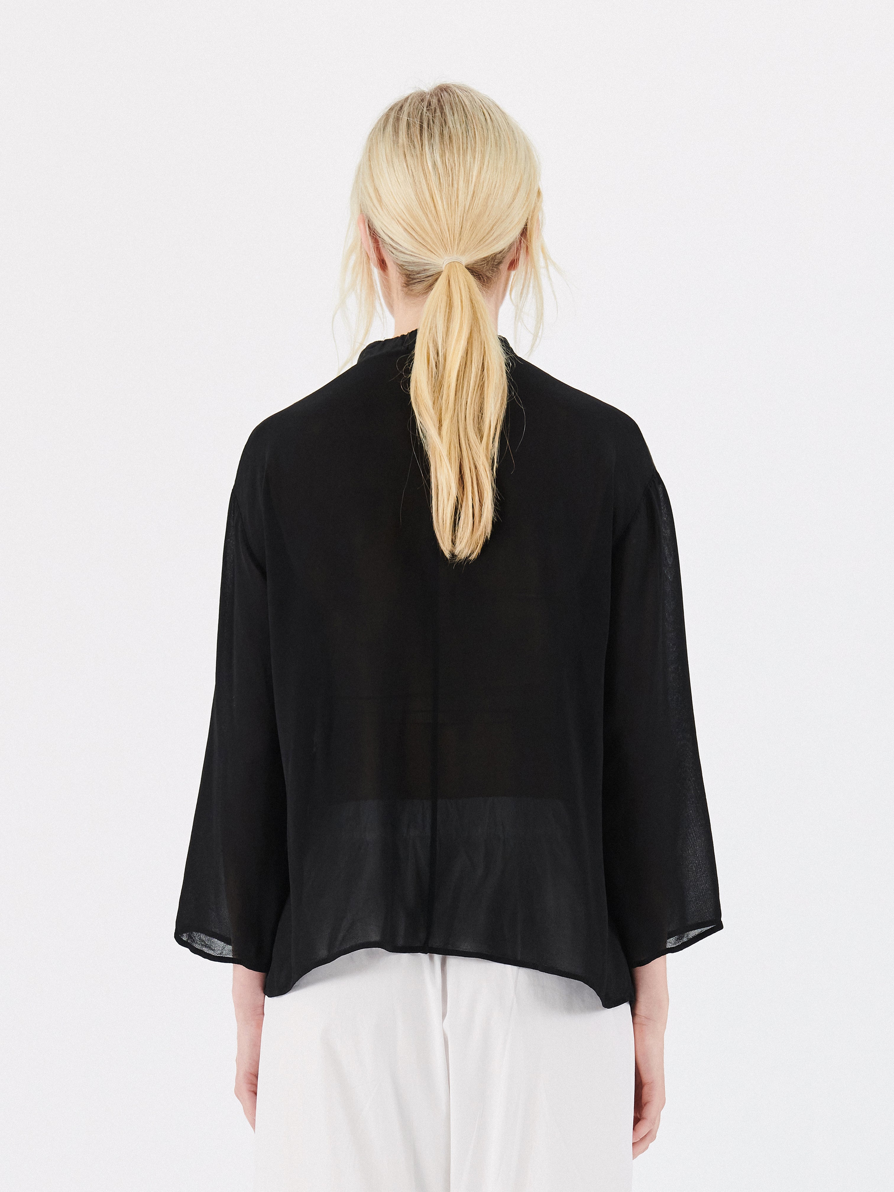 LINEN BLOUSE BLACK