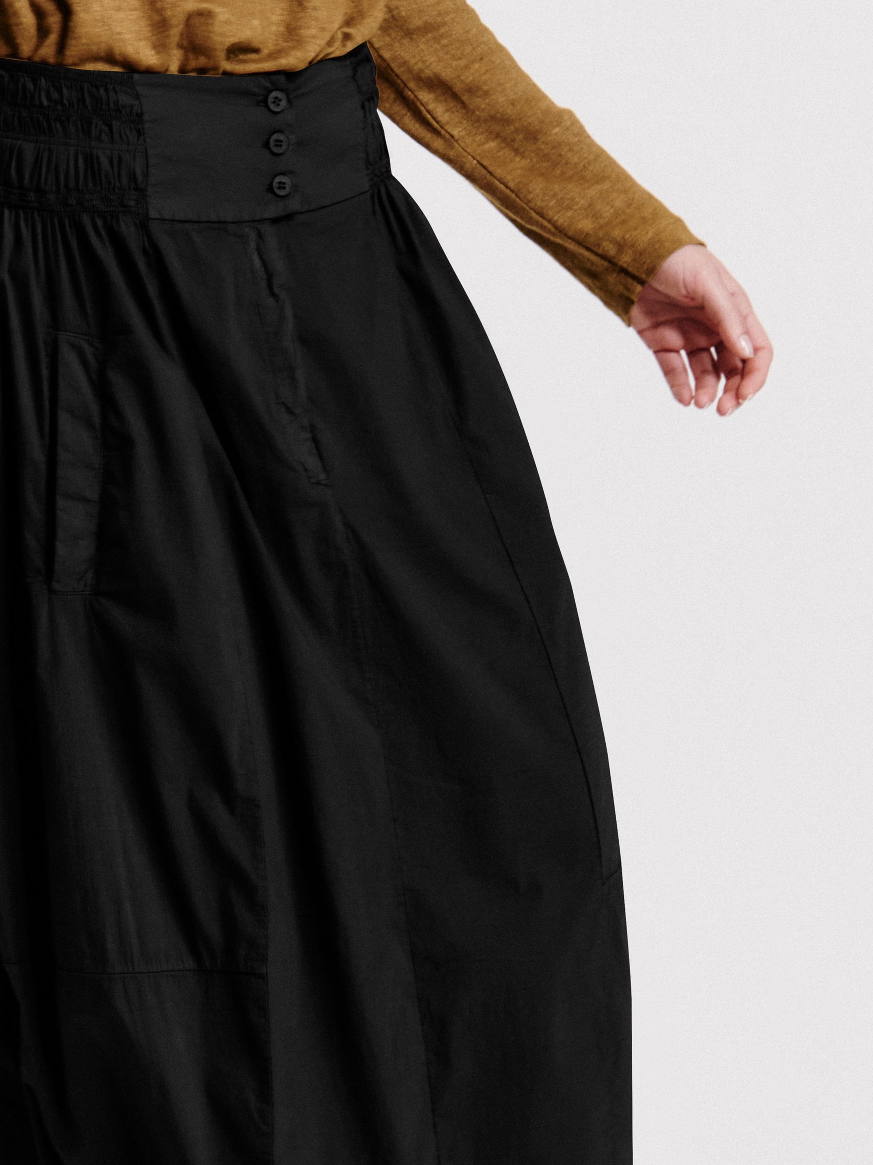 POPLIN SKIRT BLACK
