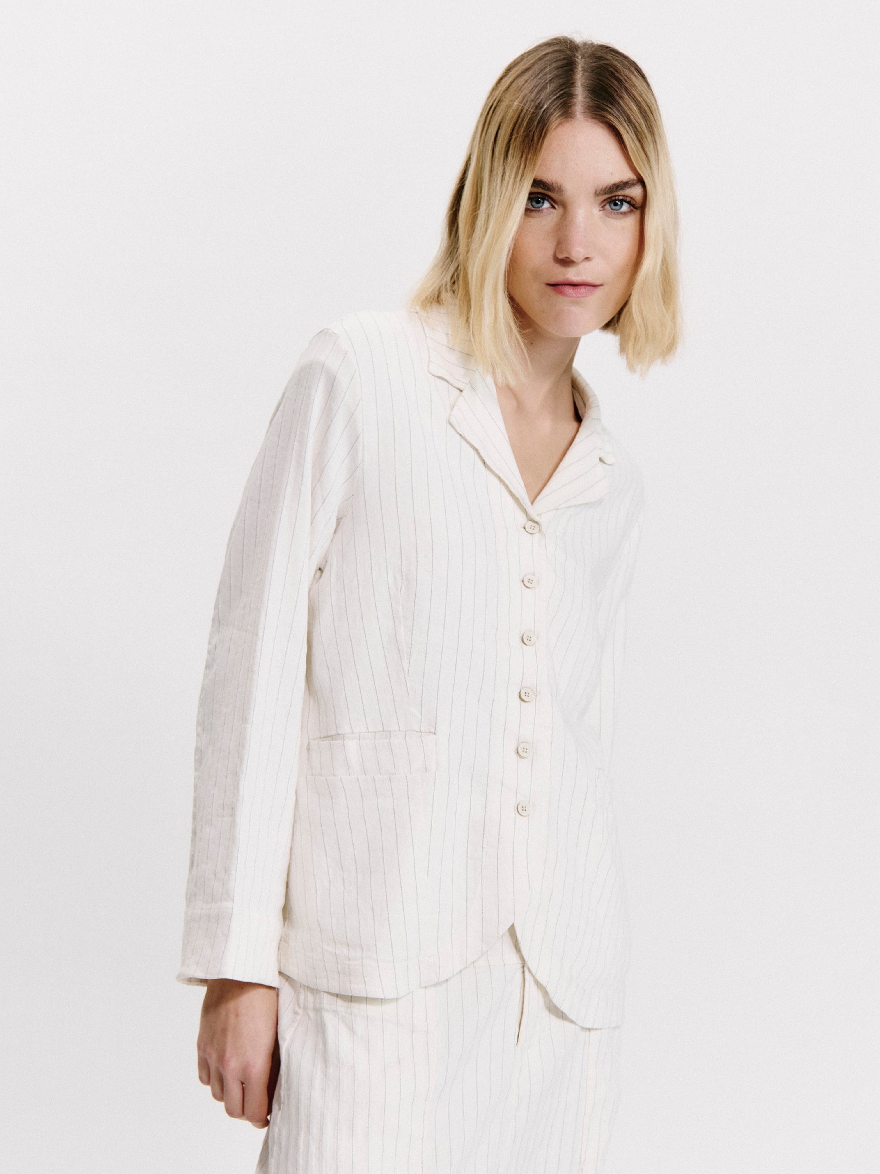 PINSTRIPE JACKET MILK