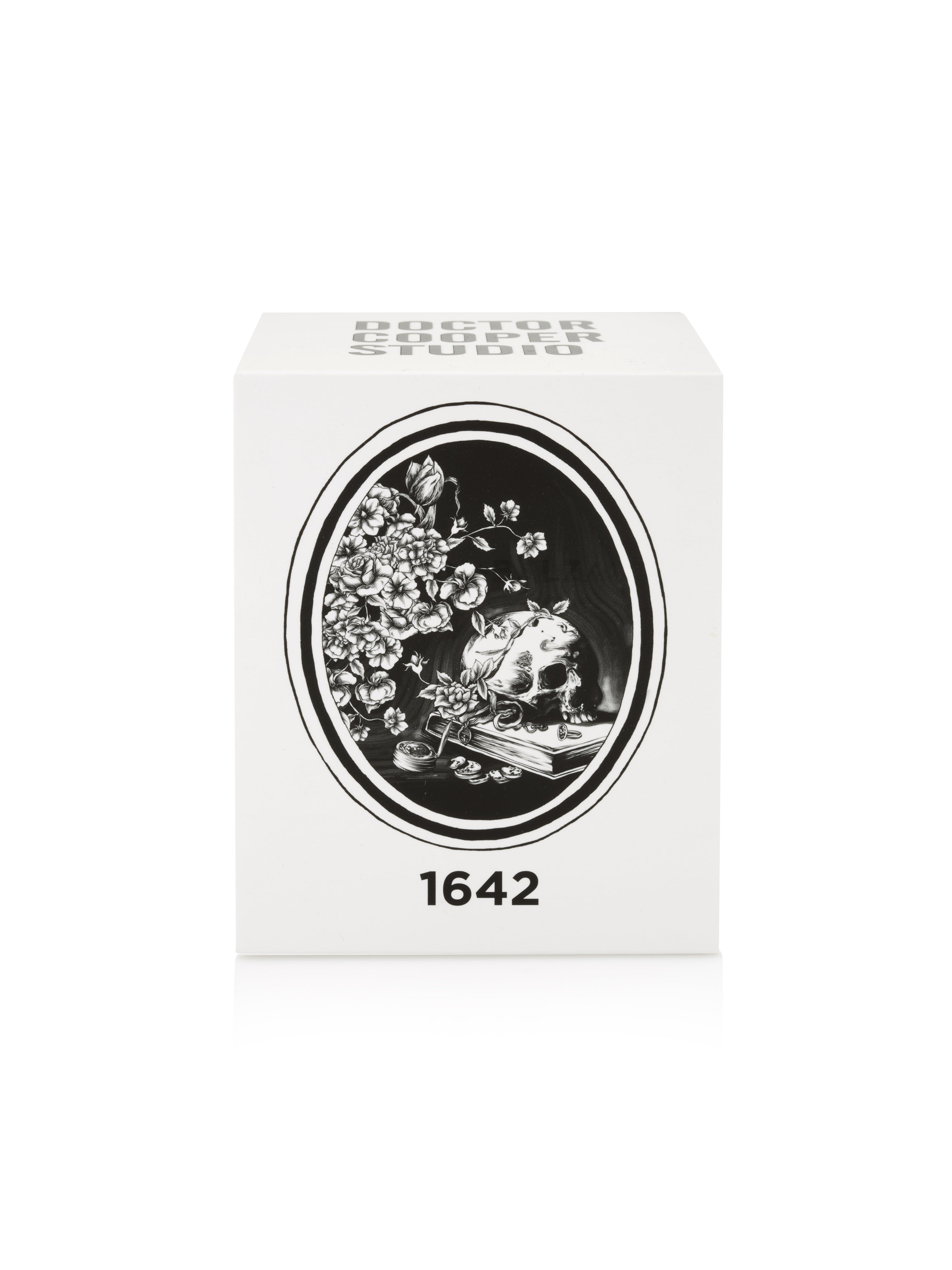 1642 LARGE CANDLE